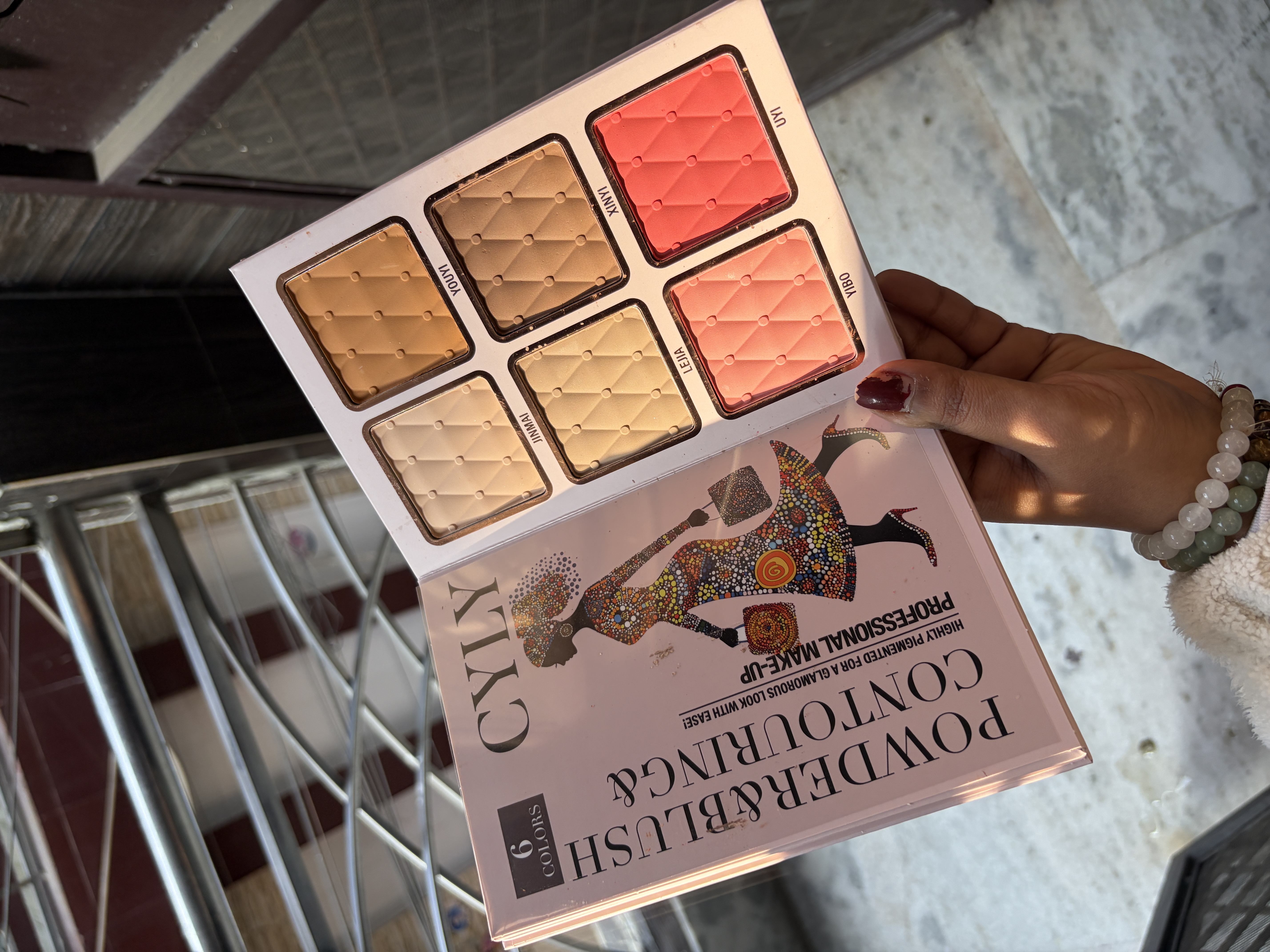 Fashion Eye Makeup Book