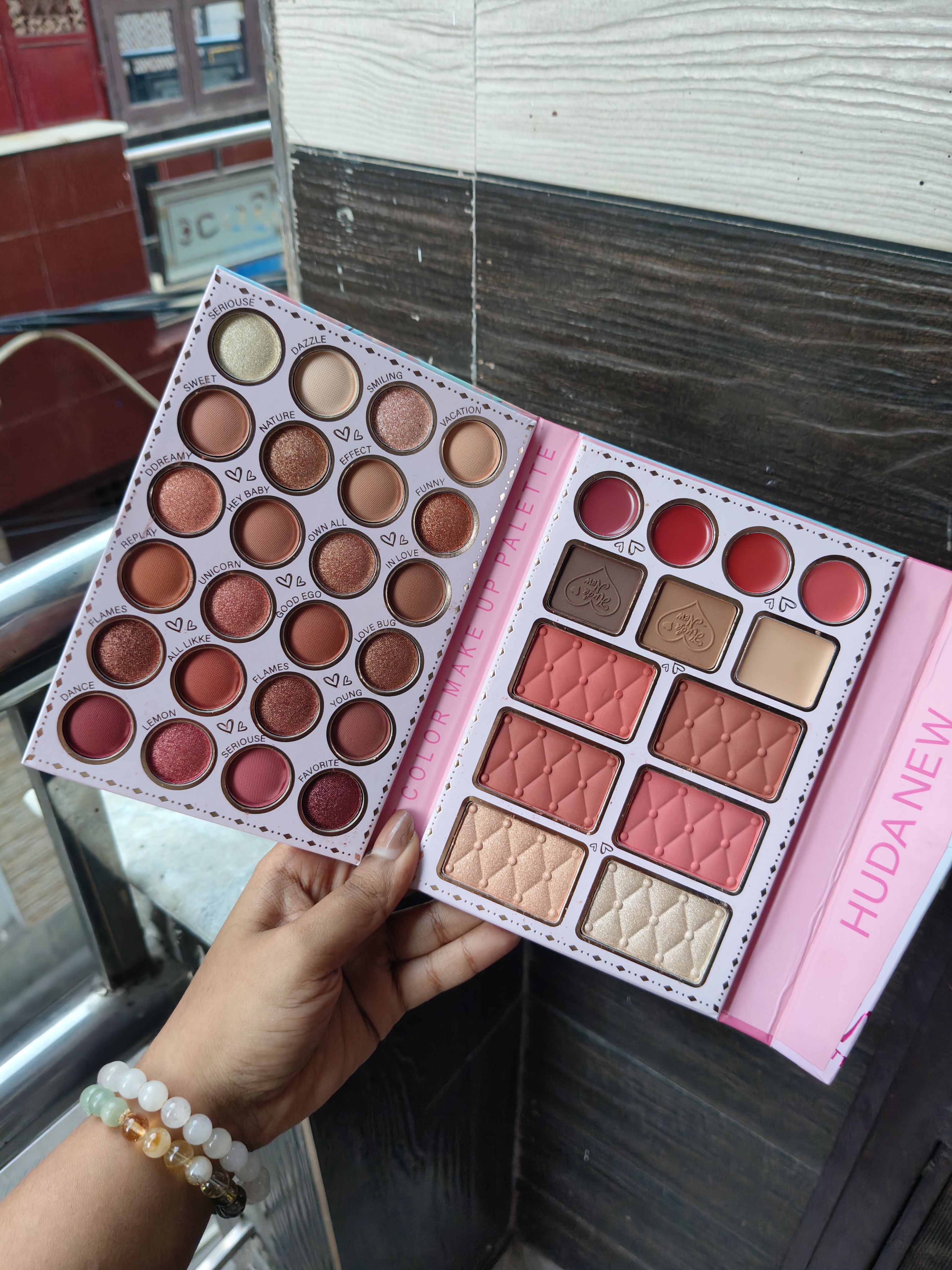 Huda New Barbie Palette 