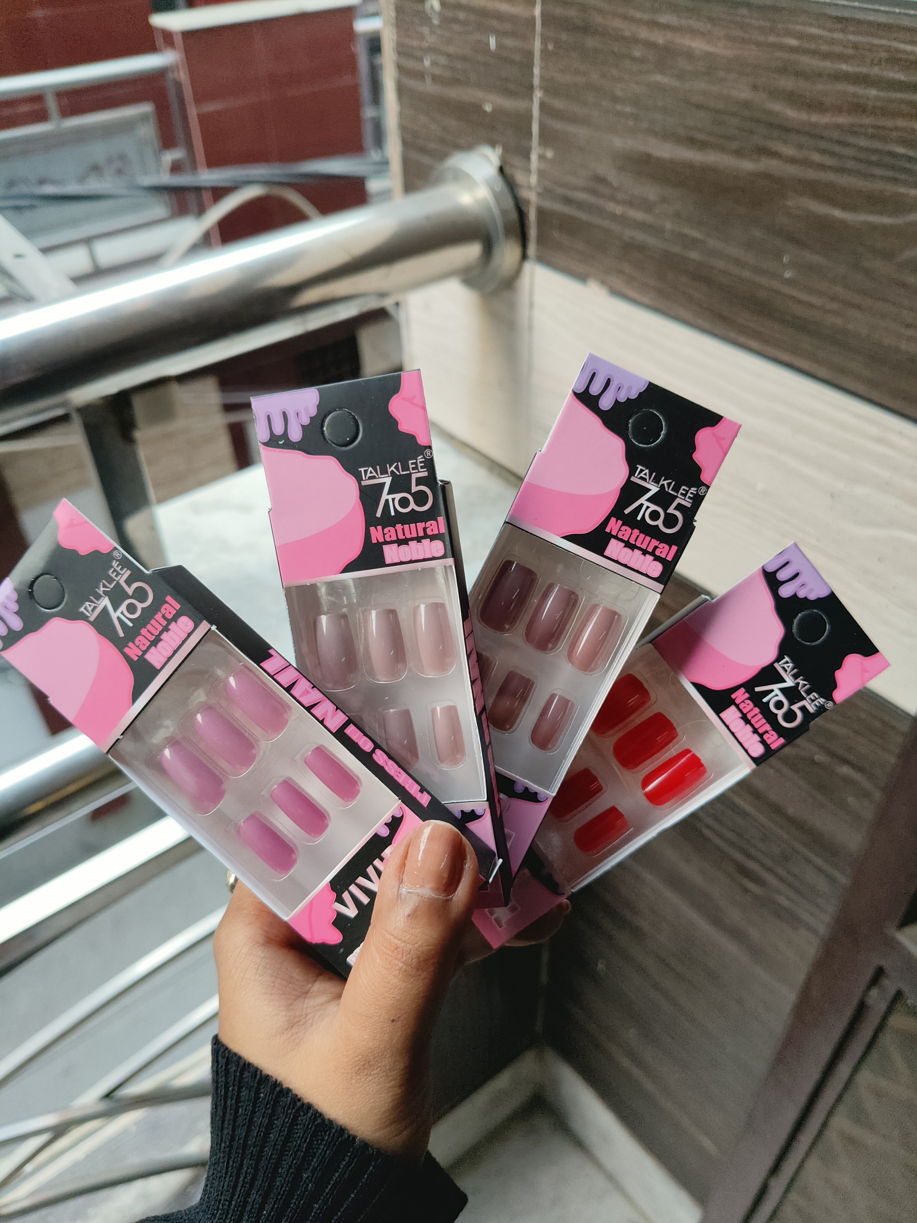 Decent Nail extensions 