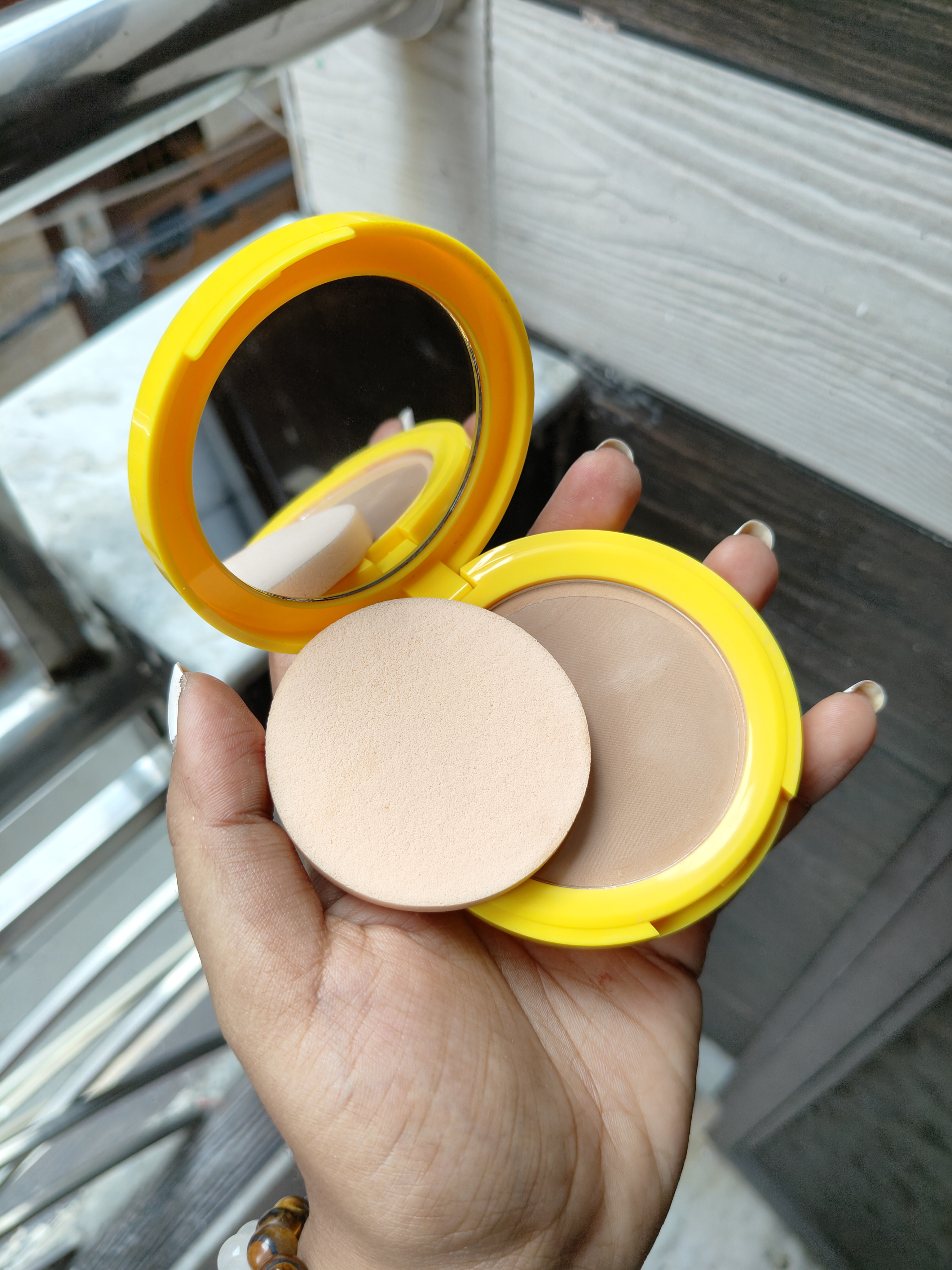 Renee Everyday Compact