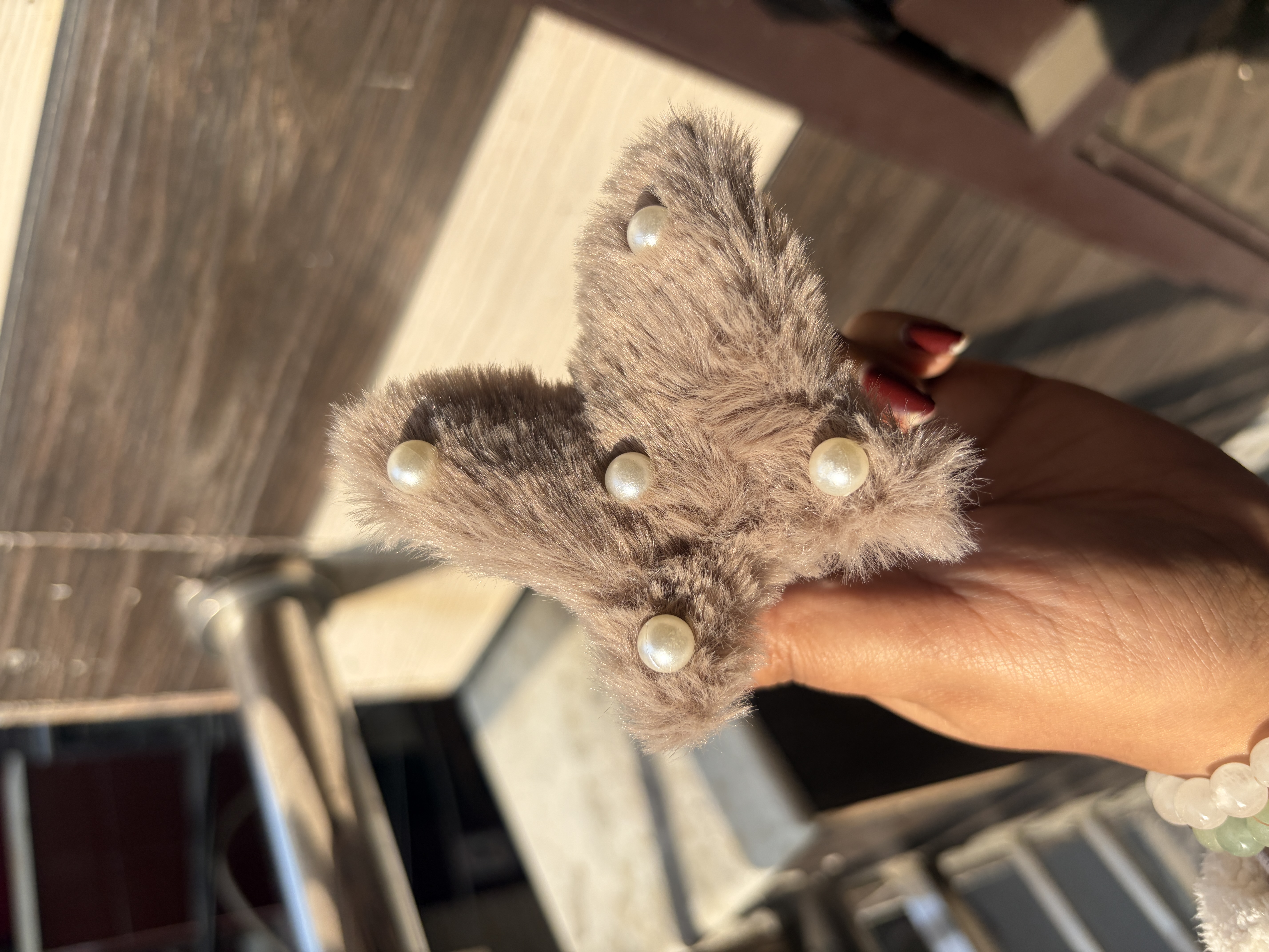 Furr Butterfly Clutcher