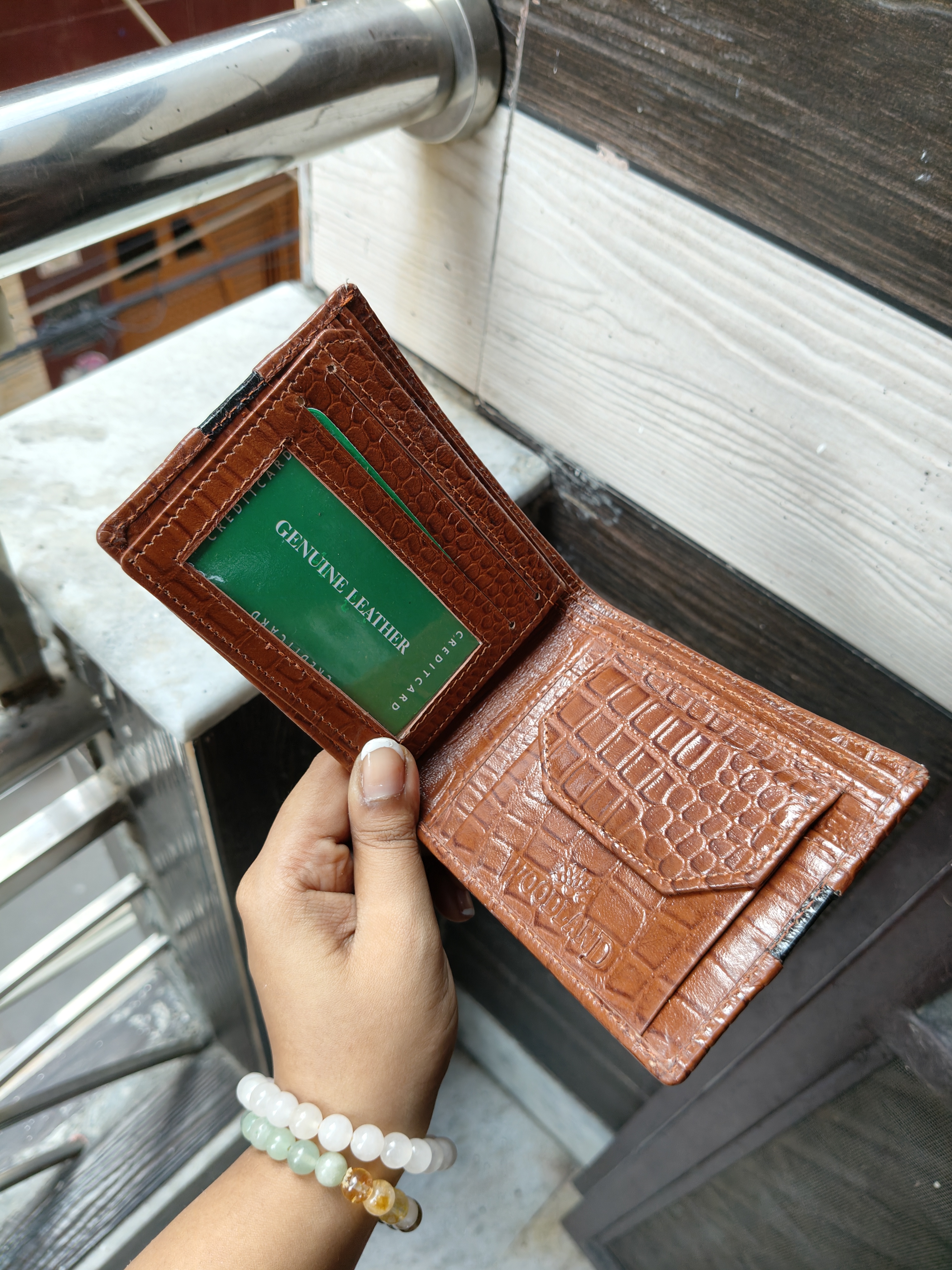 Woodland Leather Brown Black Linning Wallet (Tan)