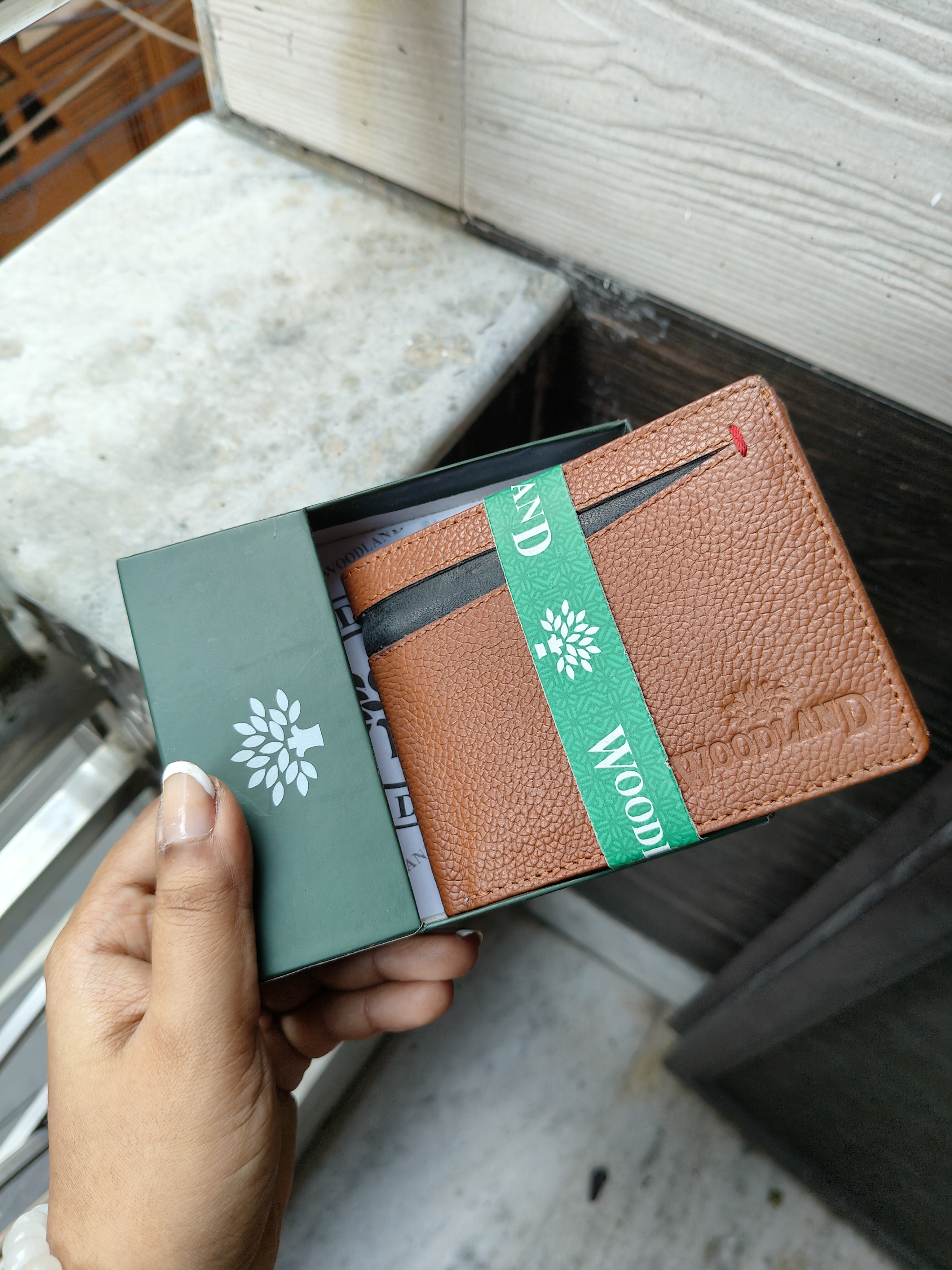 Woodland Lining Stitch wallet (Tan)