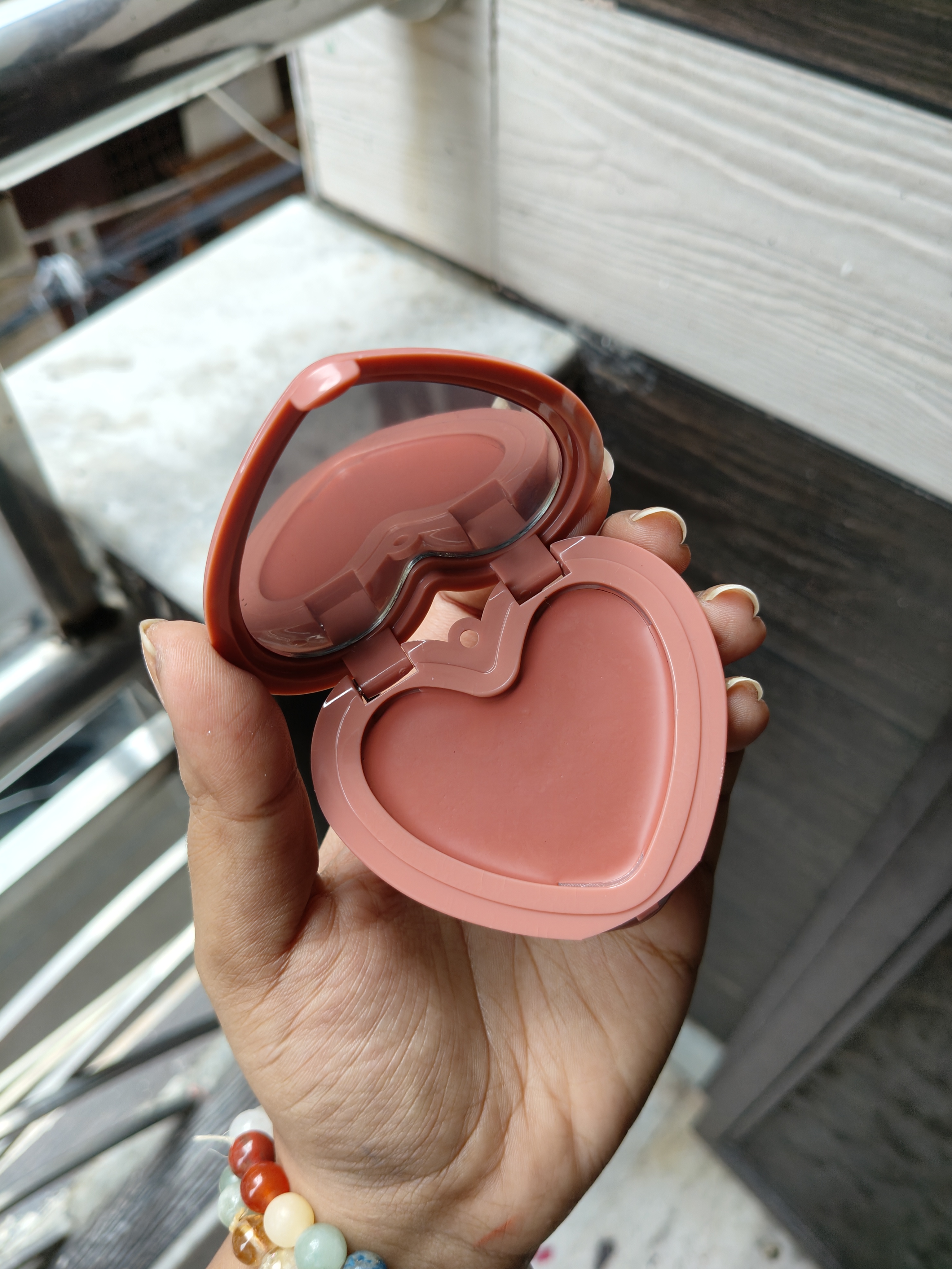 Billion Beauty Heart Cream Blush 