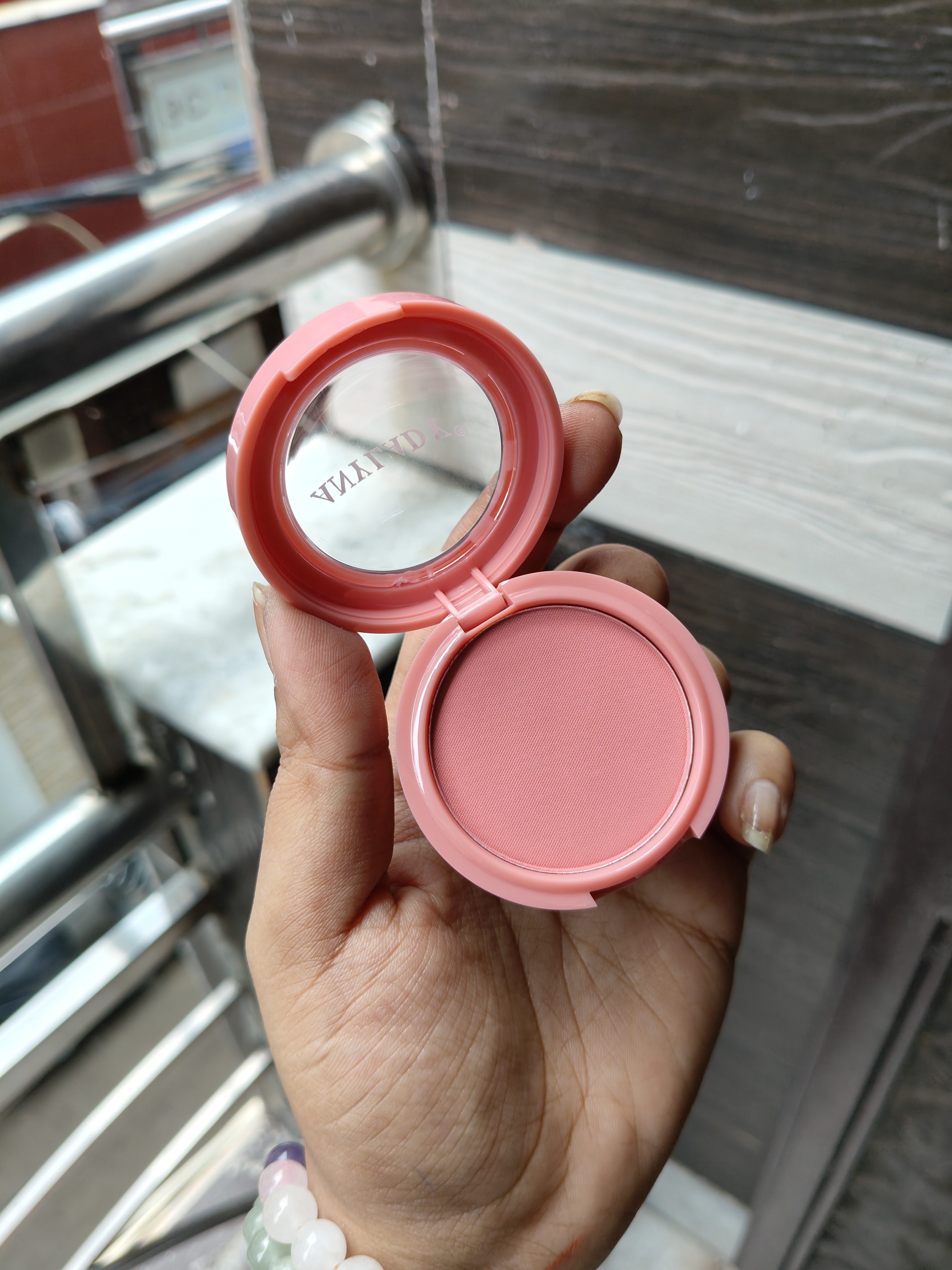 Any lady Solar Blush