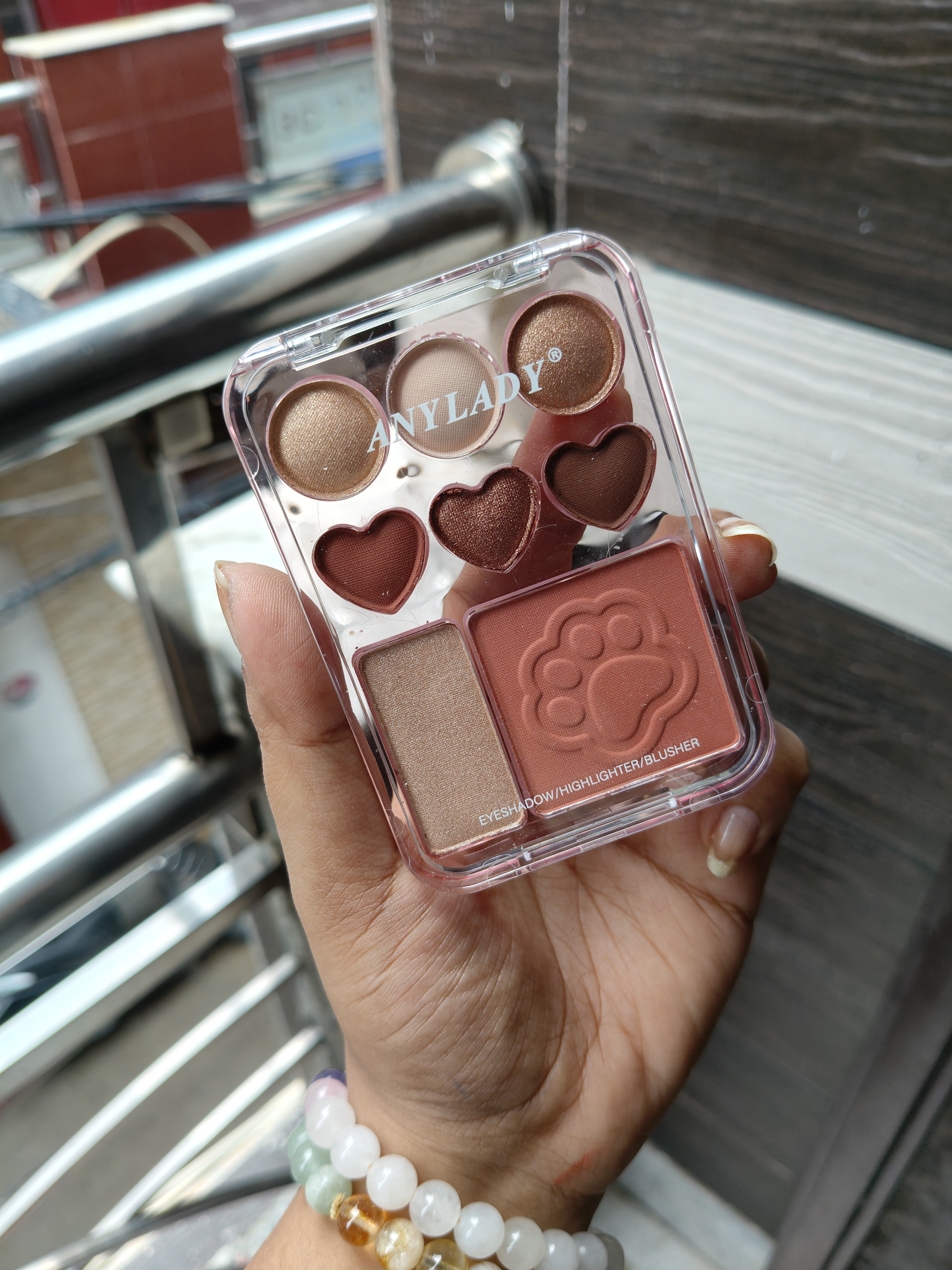 Heart Blush Highlighter Palette 