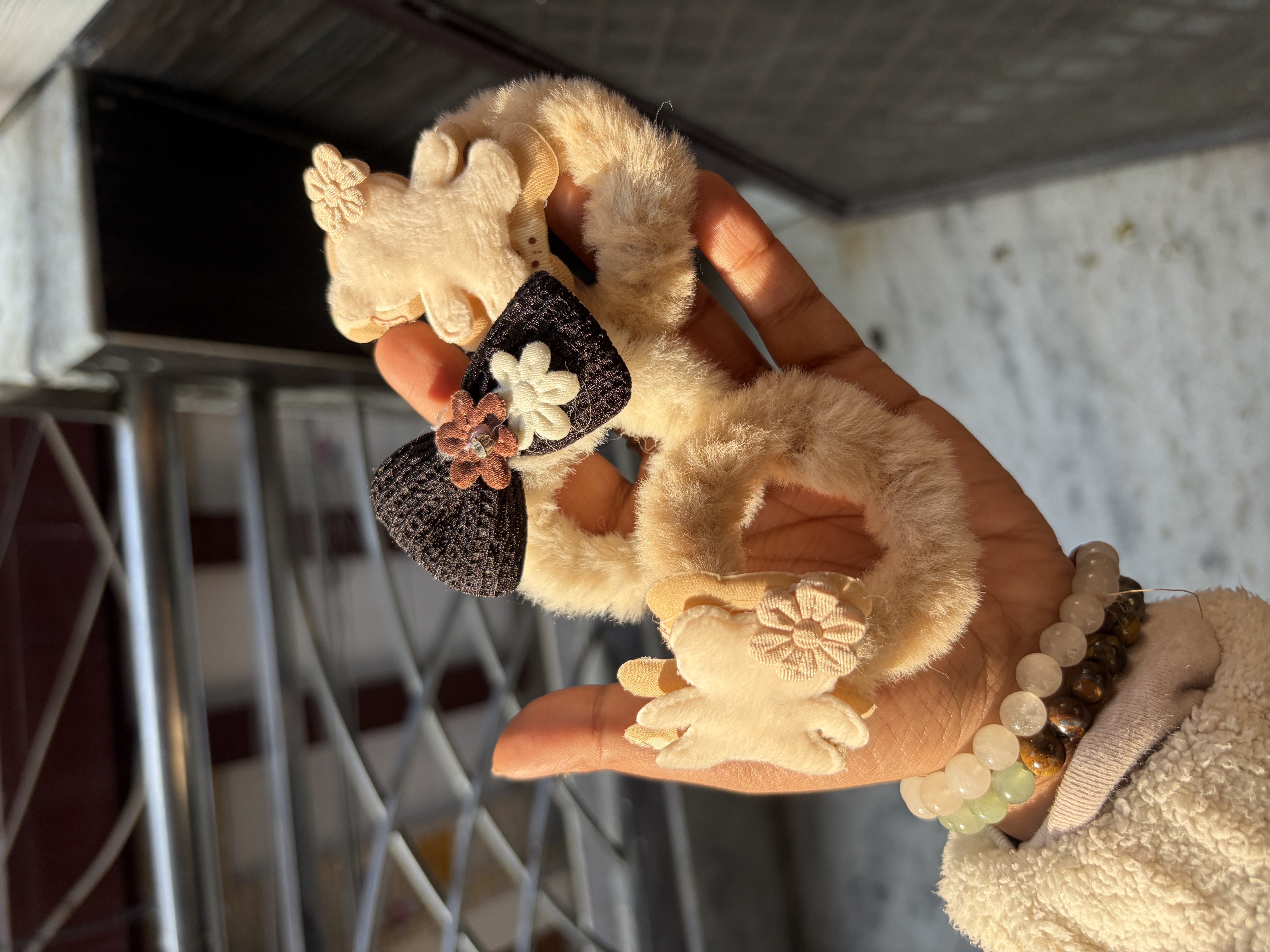 Bow medium Rubber Band 