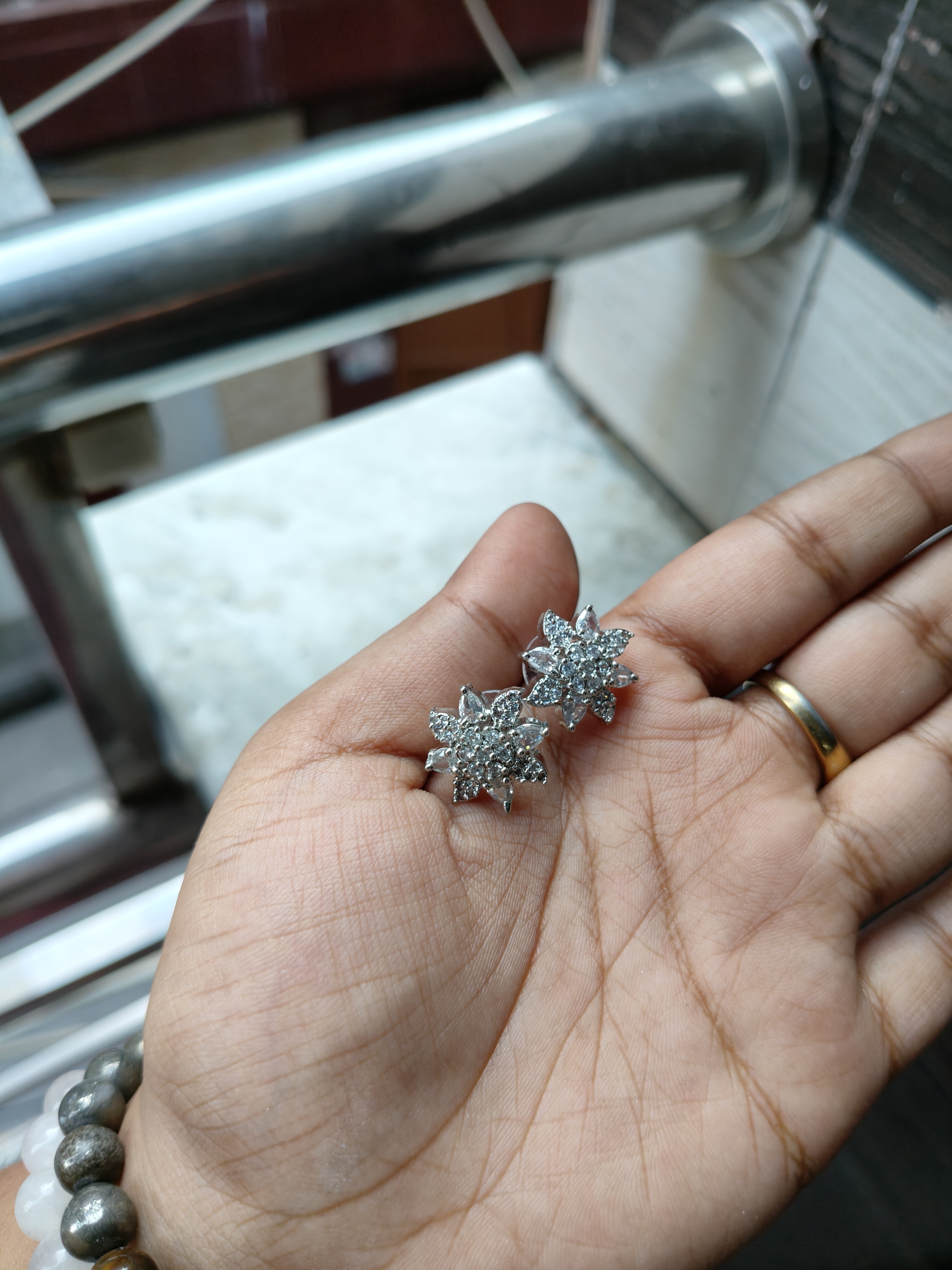 AD Big Flower Stud Earrings 