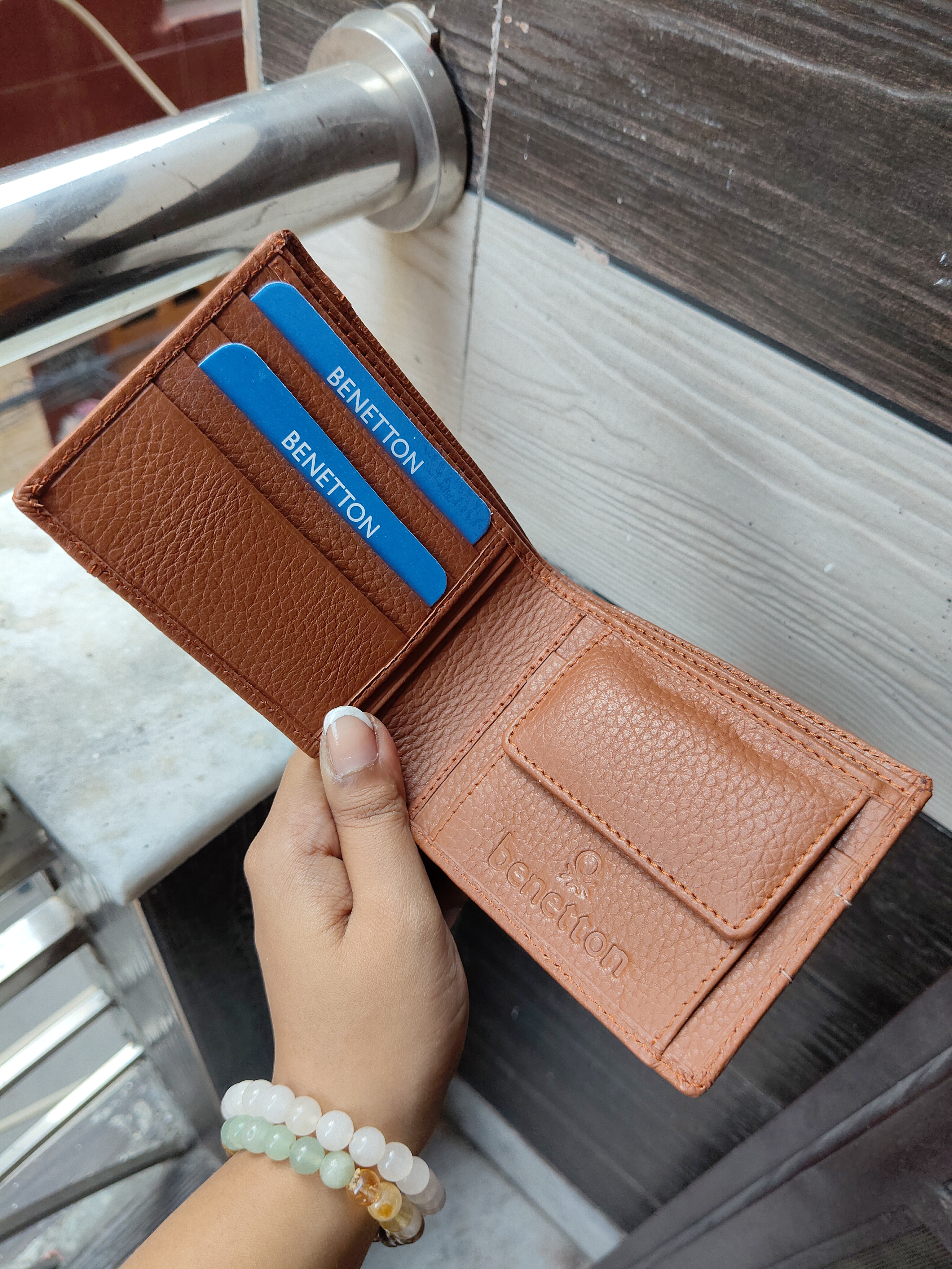Benetton Men Wallet (Tan)