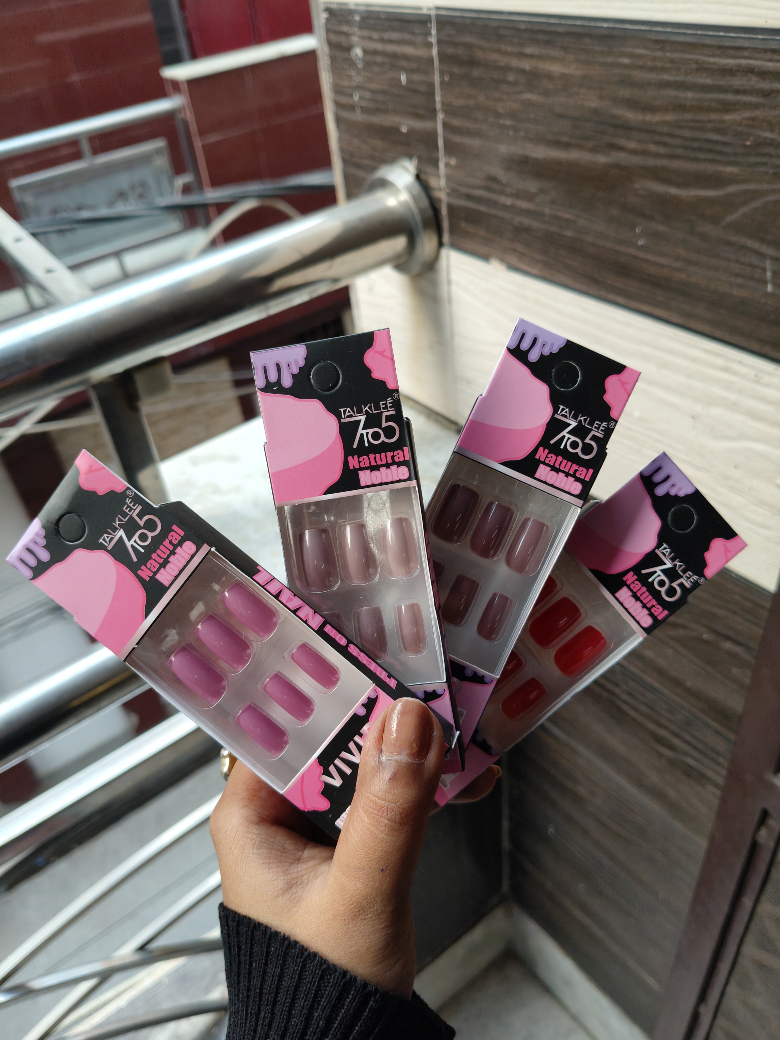 Decent Nail extensions 