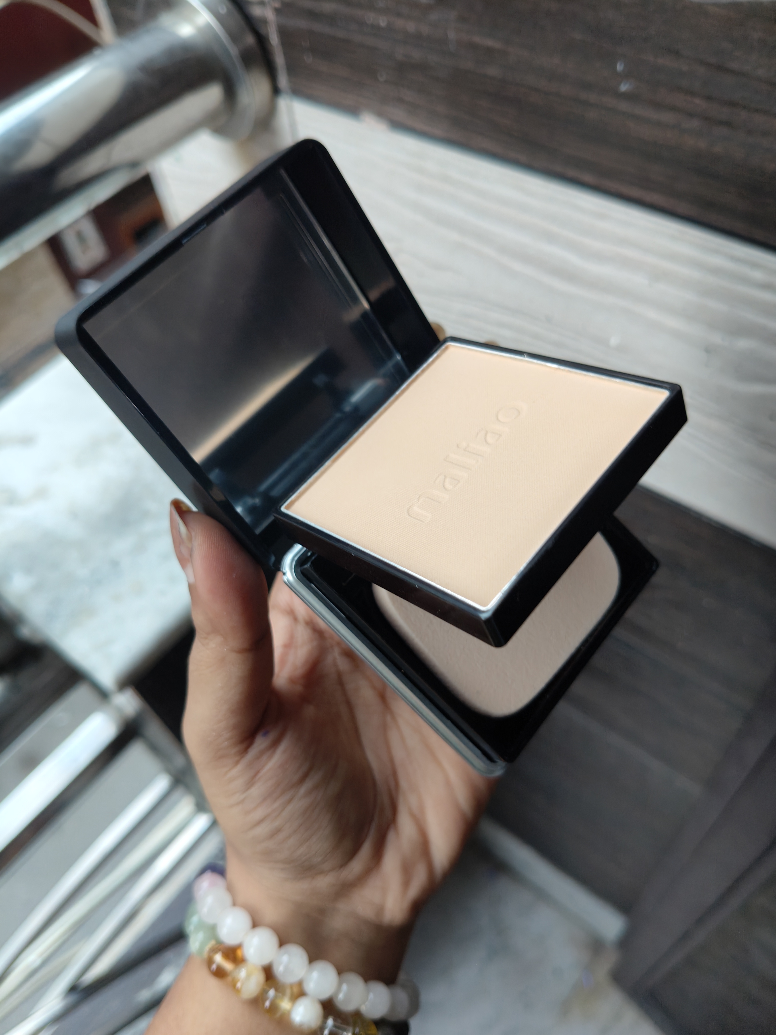 Maliao Oil control Compact 