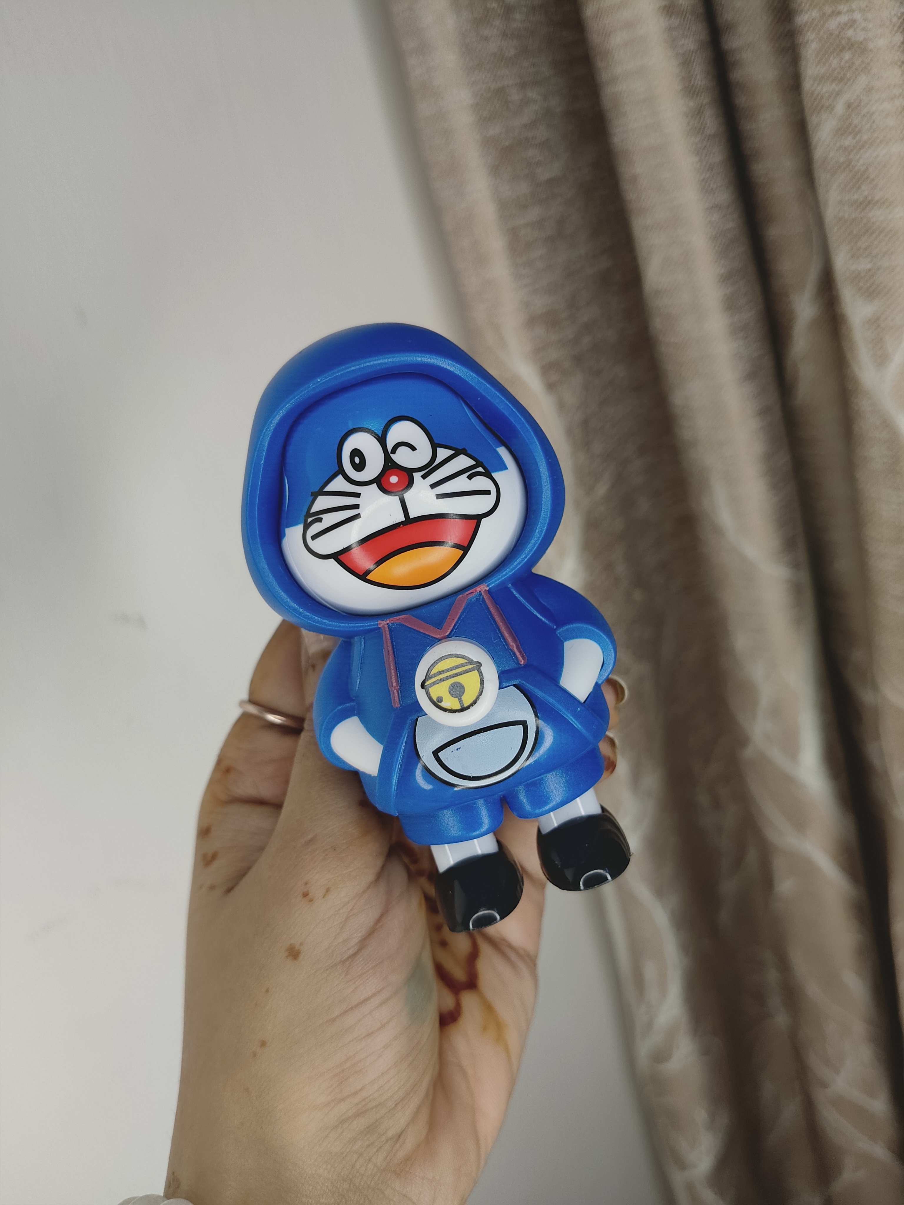 Mood Switch Doremon Keychain 