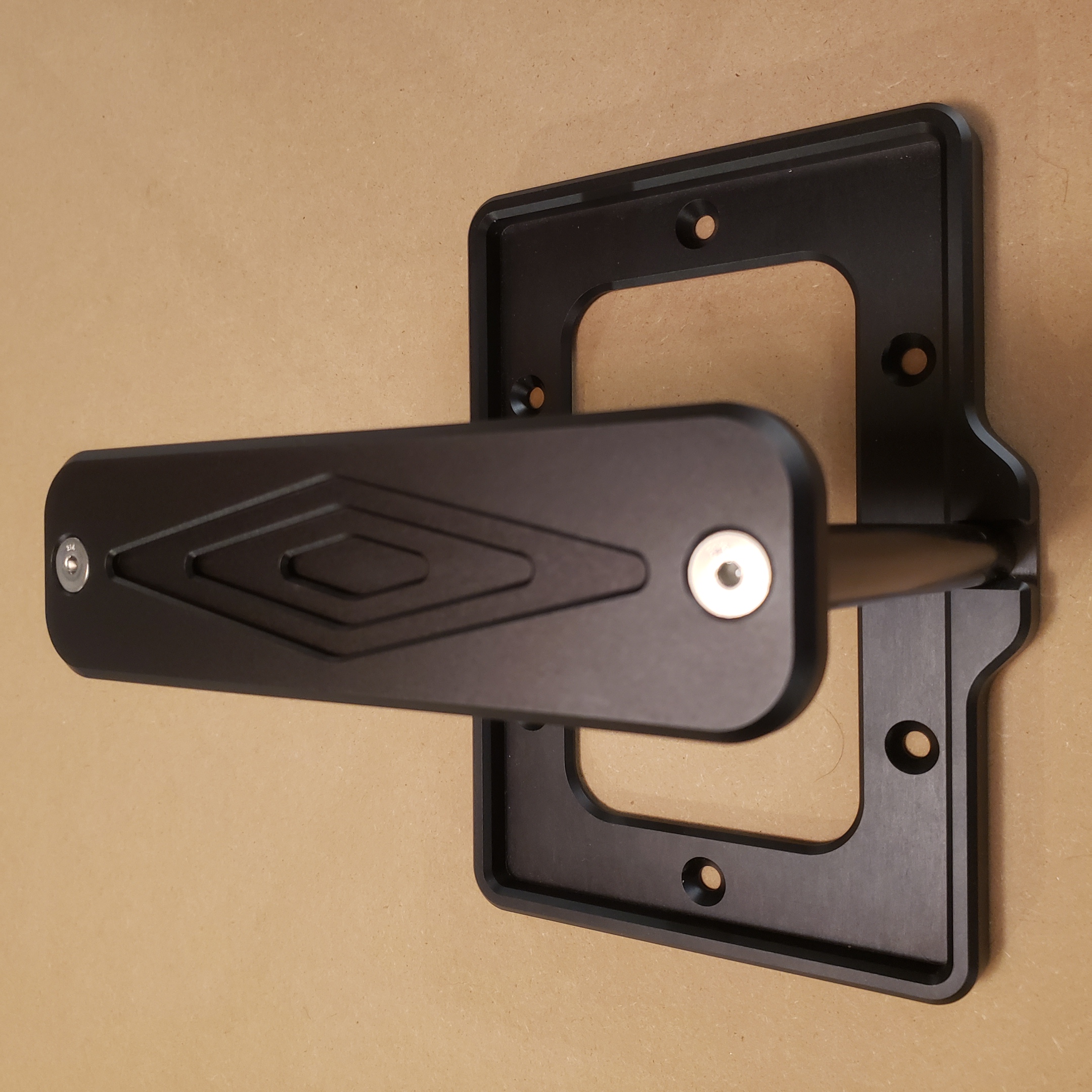 Battery Tray Diamond - Group 24