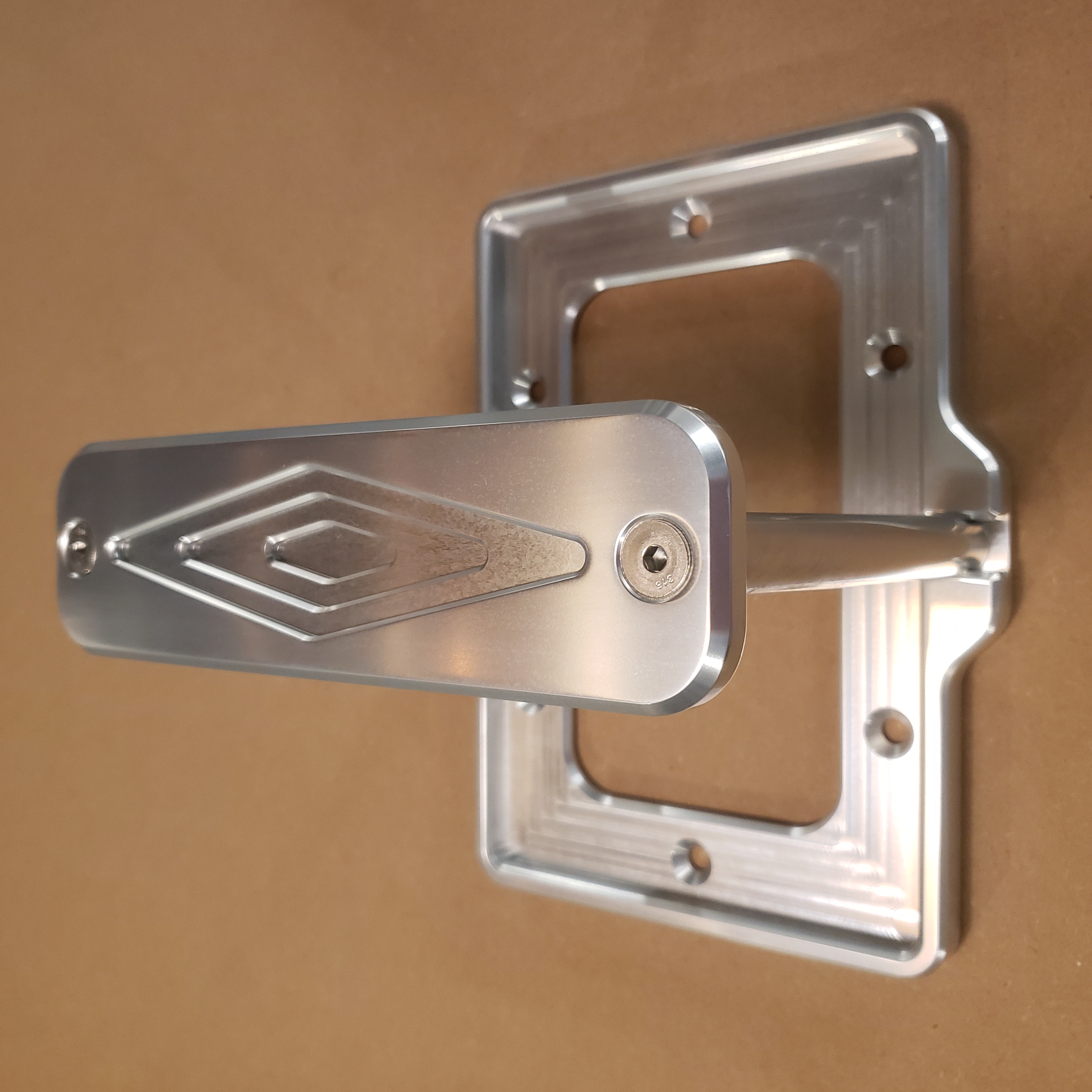 Battery Tray Diamond - Group 34