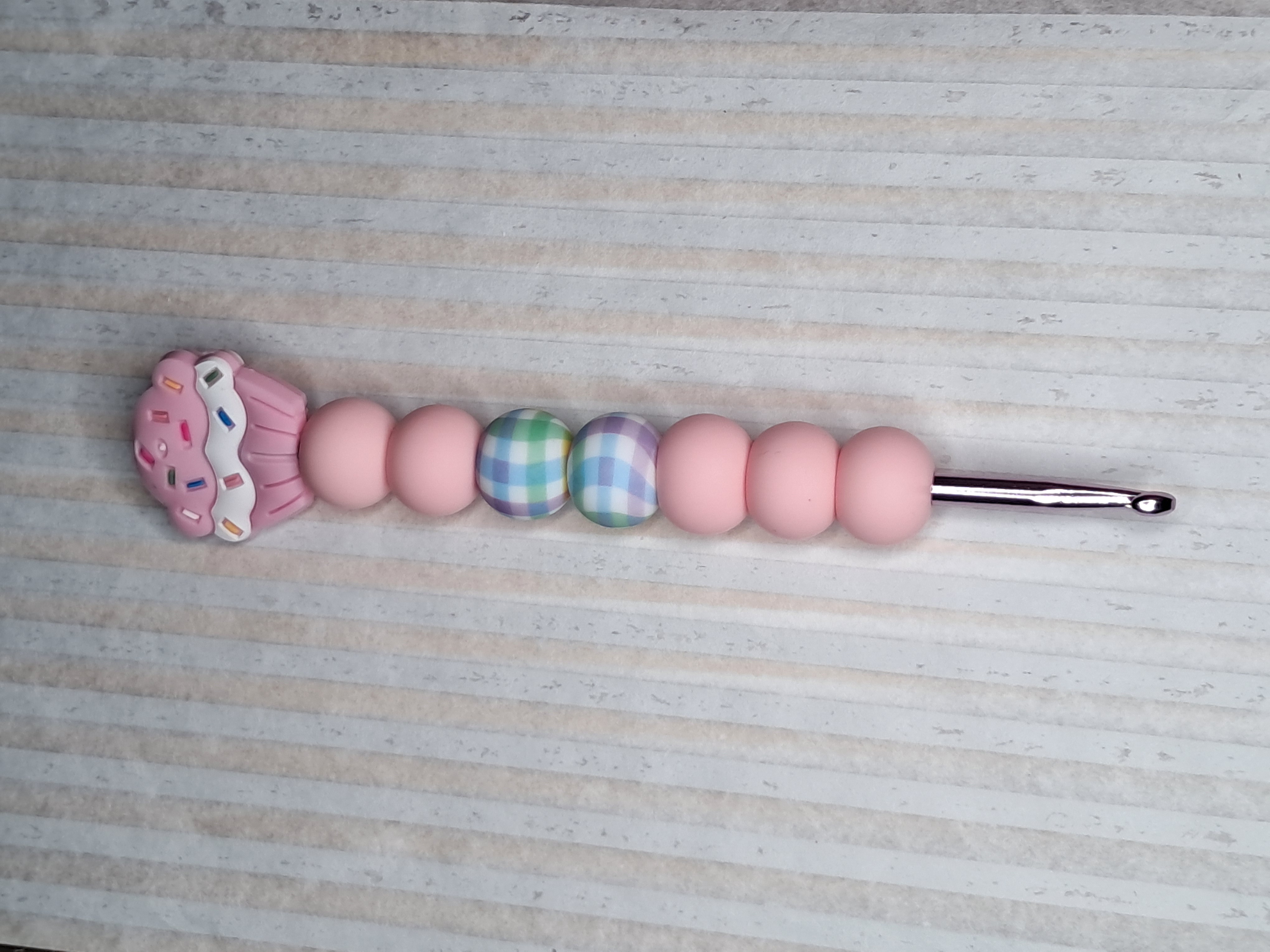 Ergonomic Crochet Hook 
