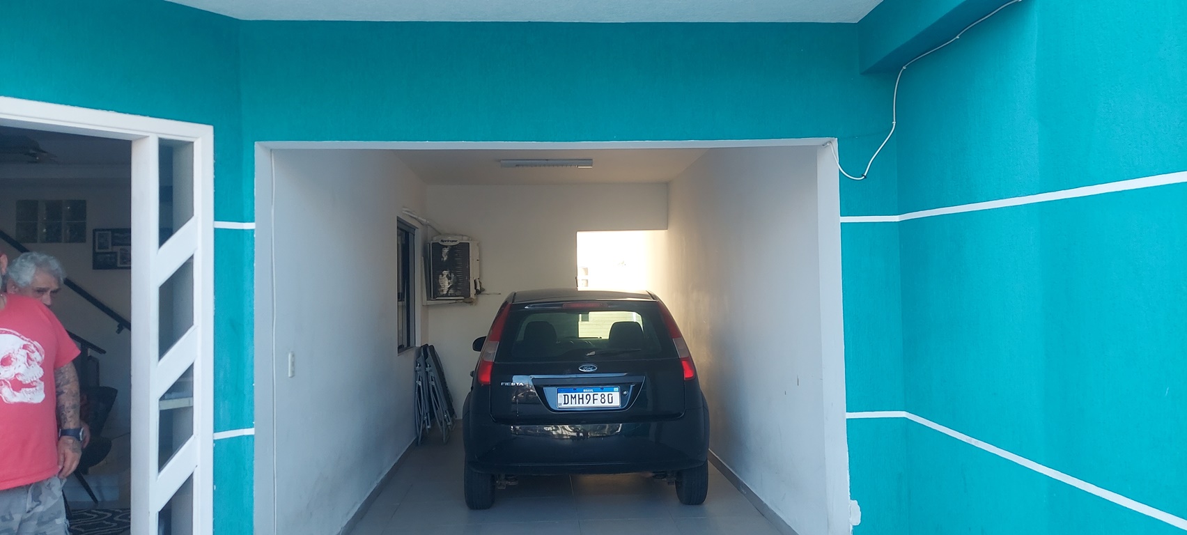 Sobrado no Sítio Cercado, Curitiba - 3 Dormitórios, com ático, Churrasqueira e Ótima Localização! Agende Sua Visita e Venha Conferir!