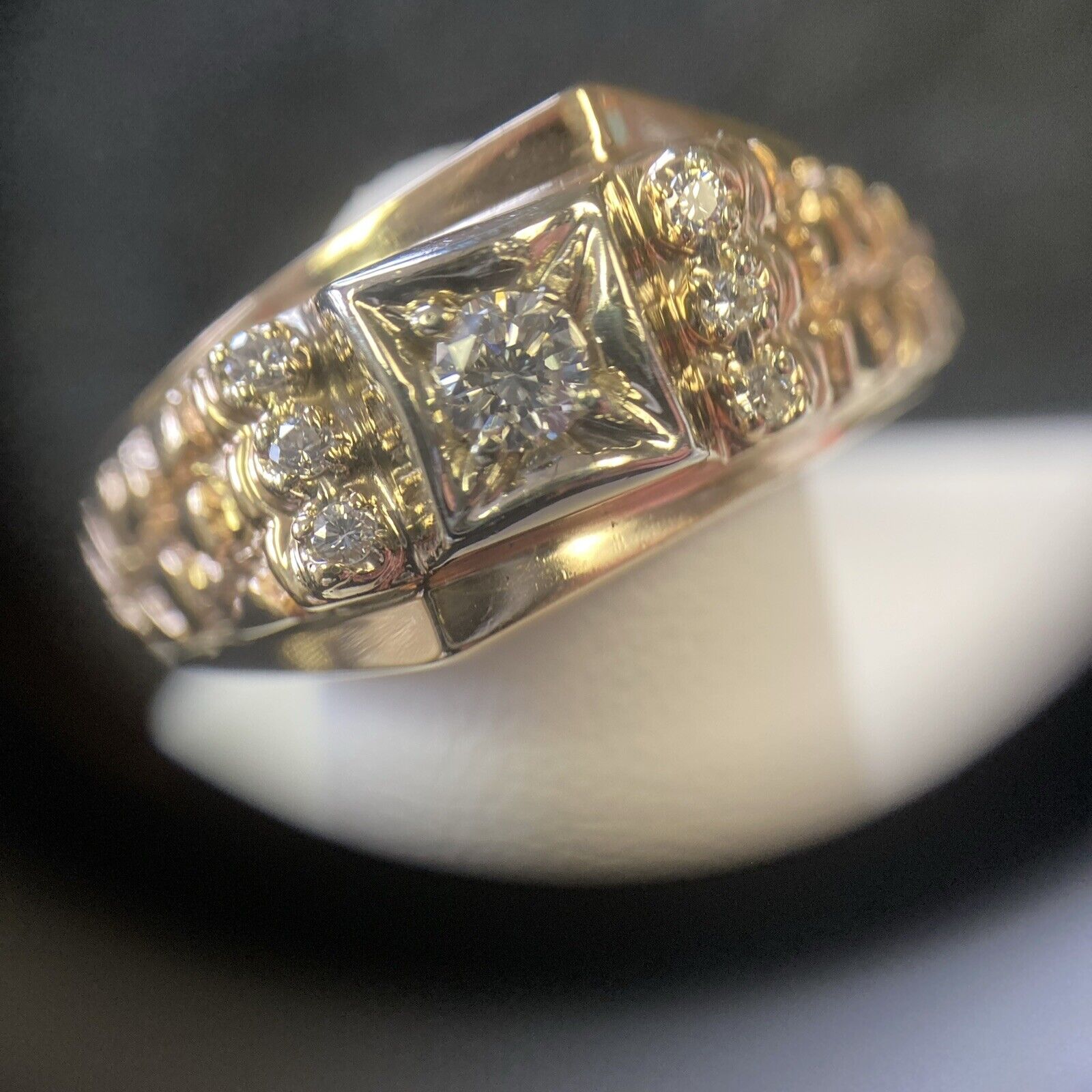 14k Gold W/ 7 Natural Diamonds Mens Ring 