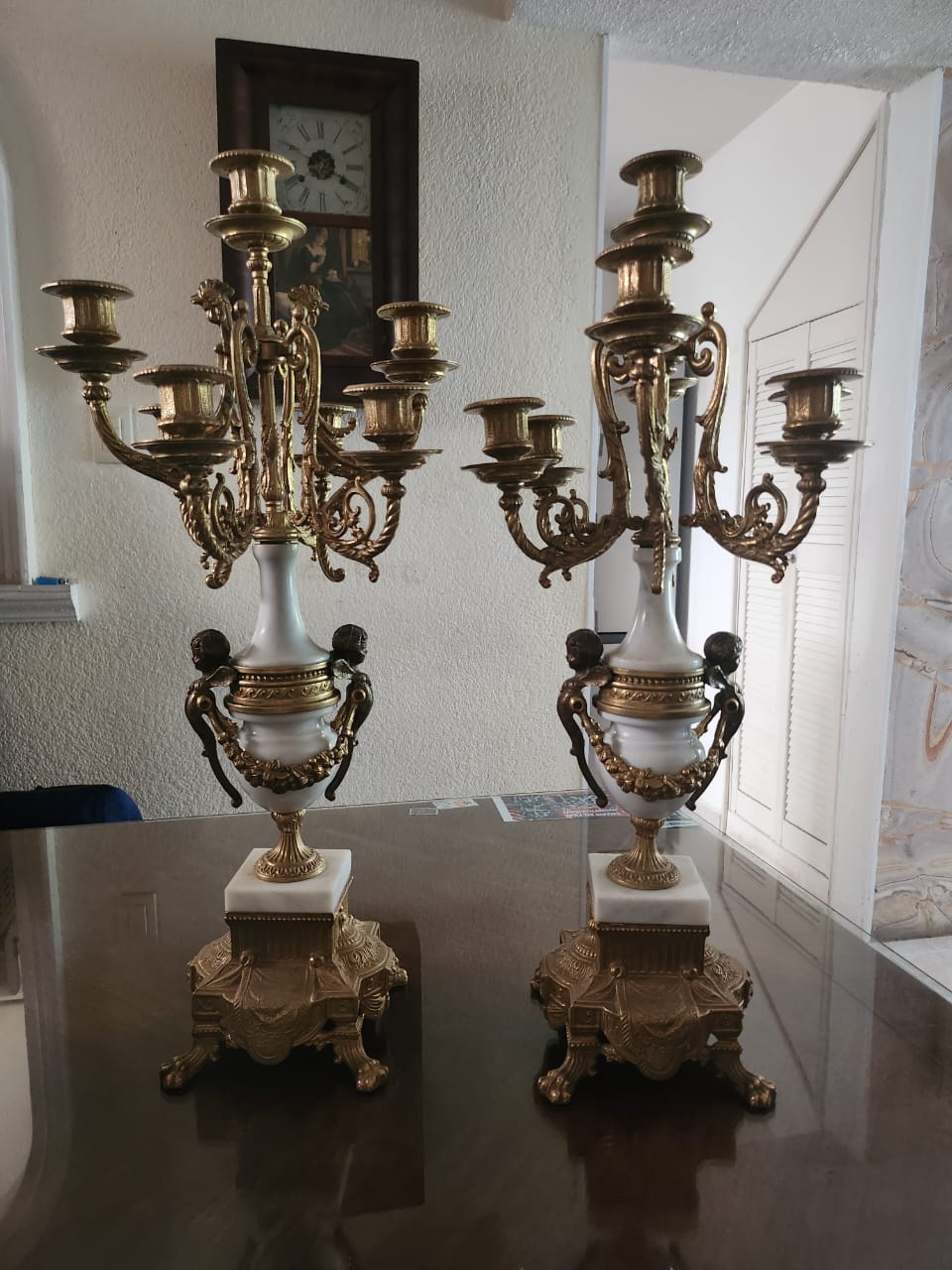 Antiguos Candelabros Imperial de metal dorado y mármol blanco