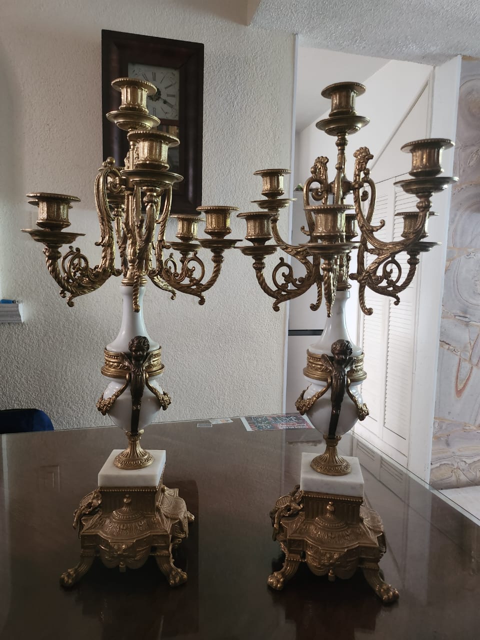 Antiguos Candelabros Imperial de metal dorado y mármol blanco