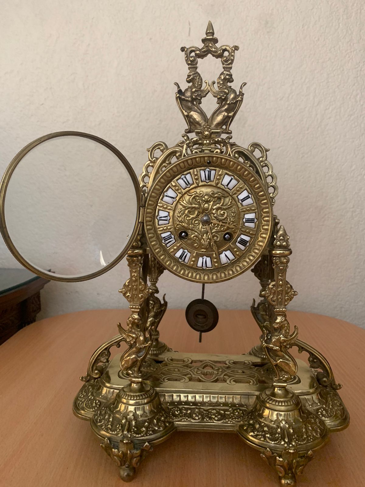 Antiguo Reloj Imperial de bronce tipo pórtico