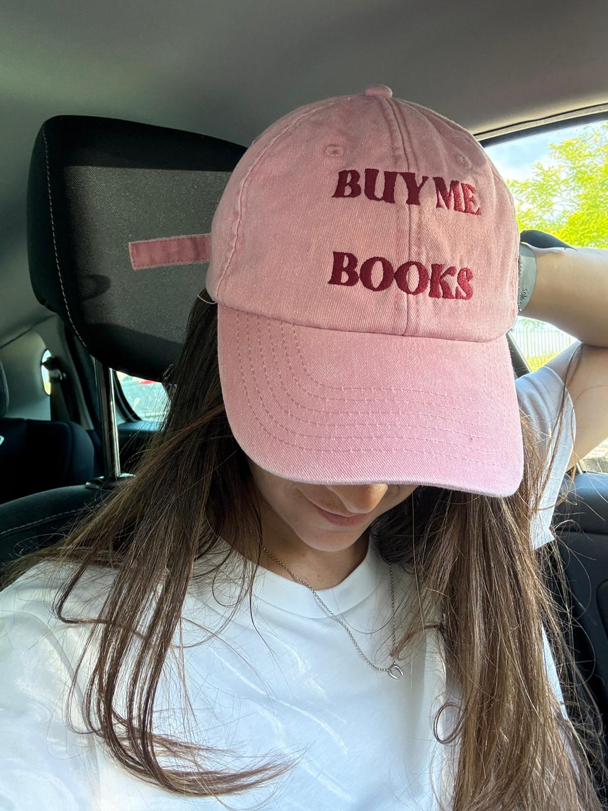 Gorra rosa 'Buy Me Books'