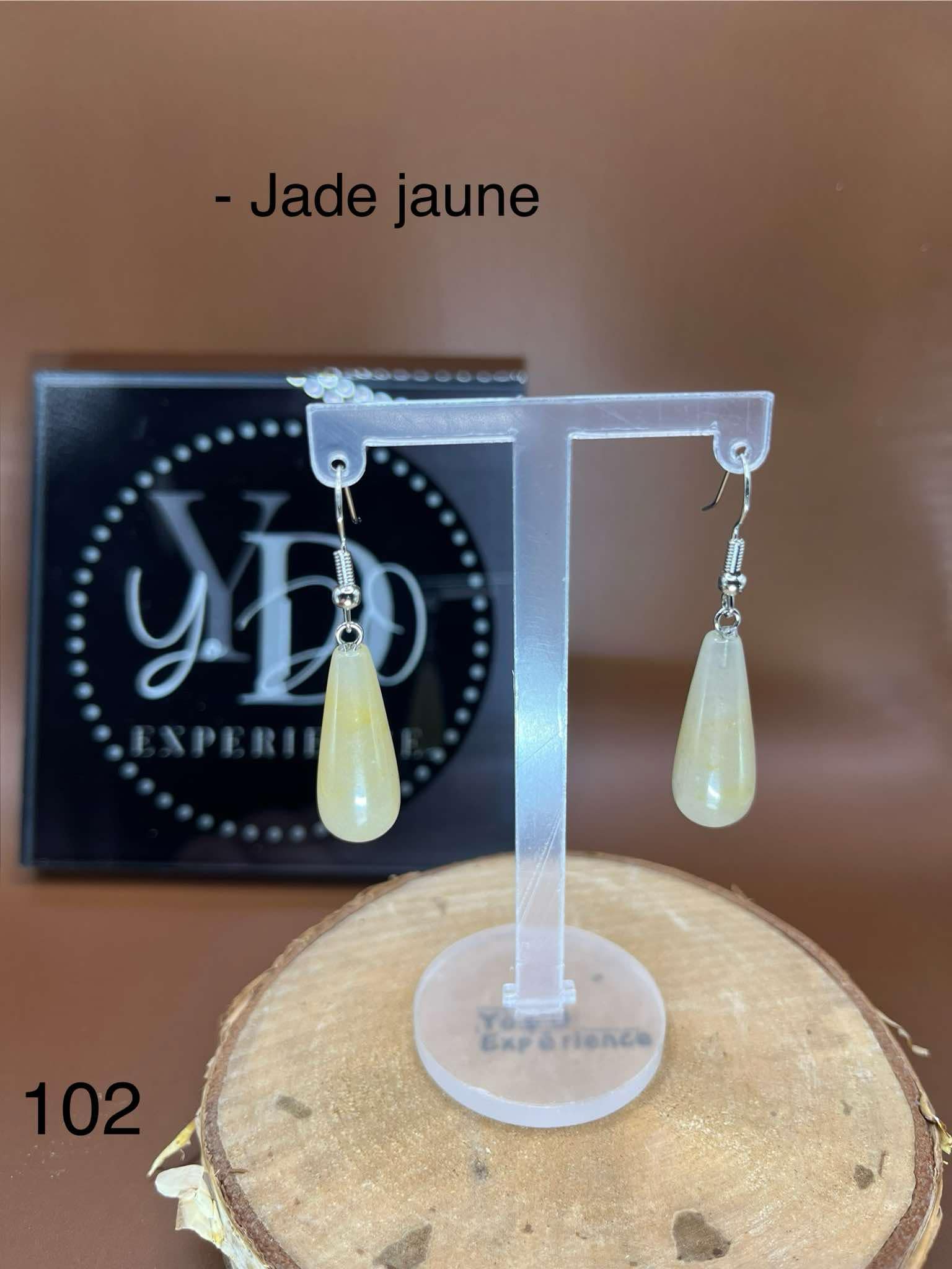 Boucles d'oreilles en jade jaune (102)