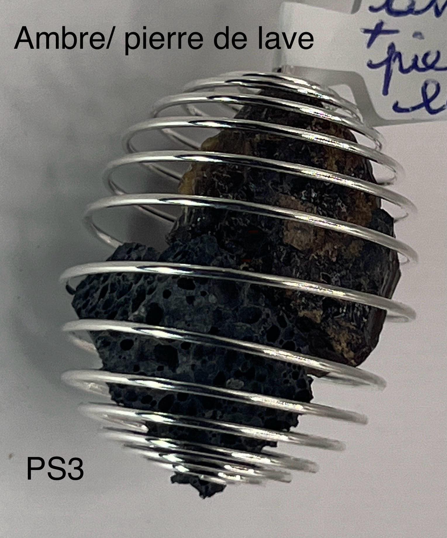 Pendentif spiralé Ambre / pierre de lave (sp3)