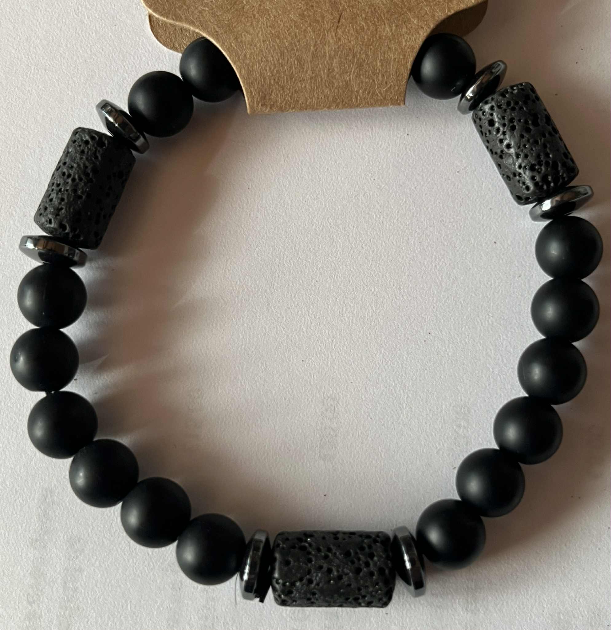 Bracelet en pierres naturelles (144) Protection – Ancrage – Force – Stabilité – Courage – Énergie – Confiance – Équilibre – Endurance