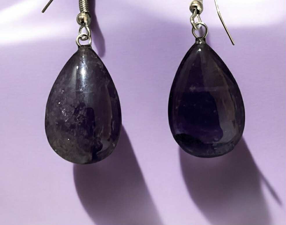 Boucles d'oreilles en pierres naturelles polies (99) Sérénité – Apaisement – Protection – Intuition – Équilibre émotionnel – Clarté mentale – Méditation – Spiritualité – Lâcher-prise