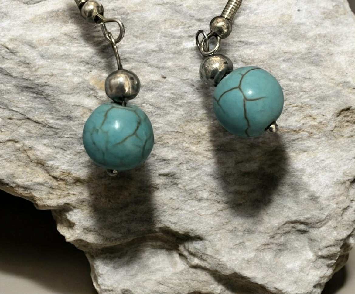 Boucles d'oreilles pierres naturelles (104) Protection – Sérénité – Communication – Équilibre émotionnel – Clarté – Apaisement – Confiance – Harmonie – Vitalité