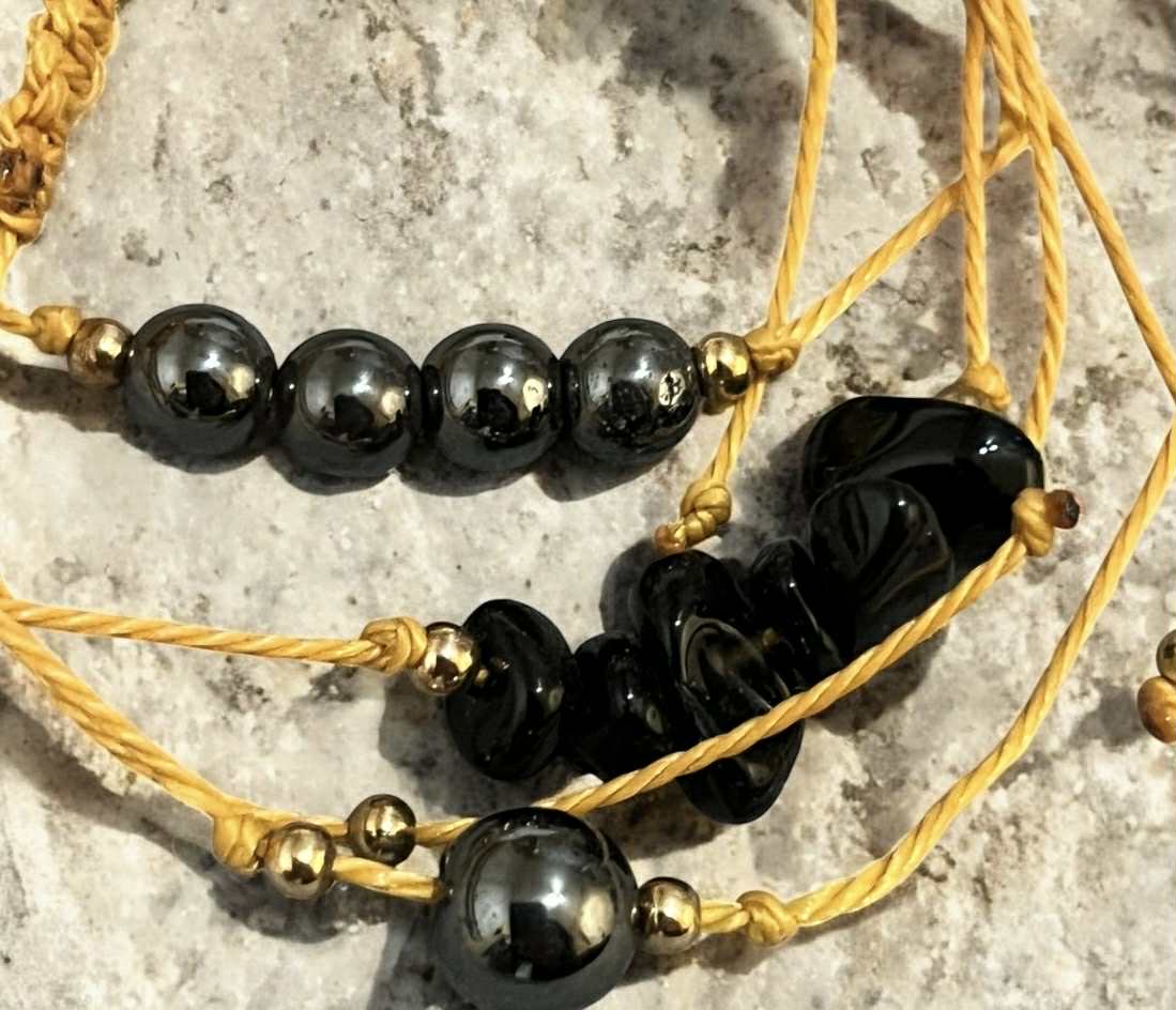 Bracelets en pierres naturelles (29)  Ancrage • Protection • Force mentale 