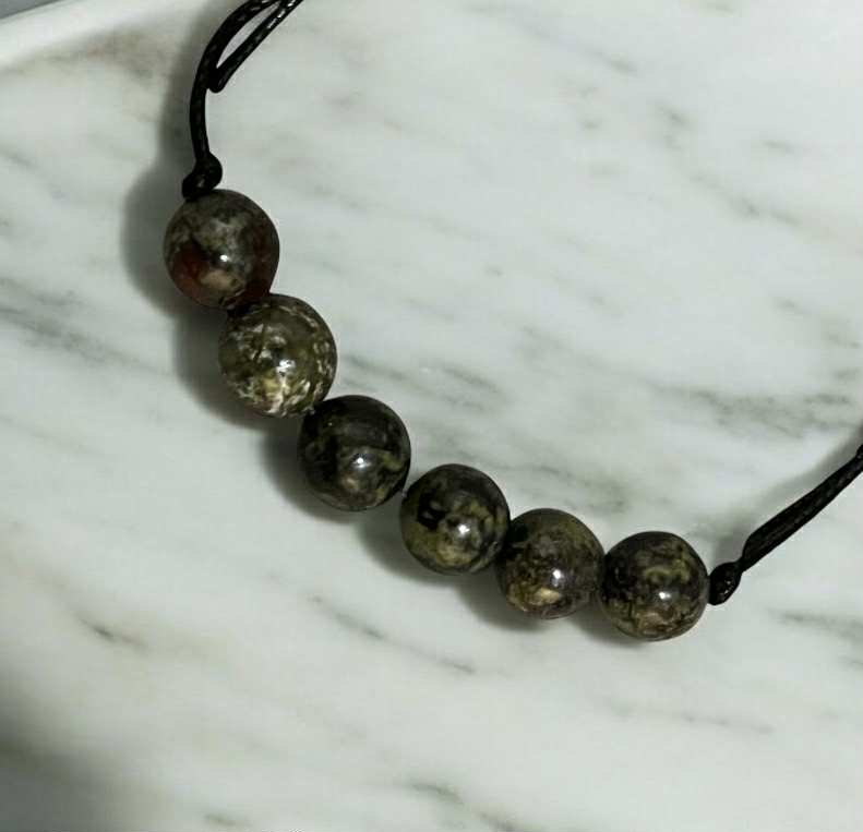 Bracelet en pierres naturelles  (25) :Force • Courage • Régénération 