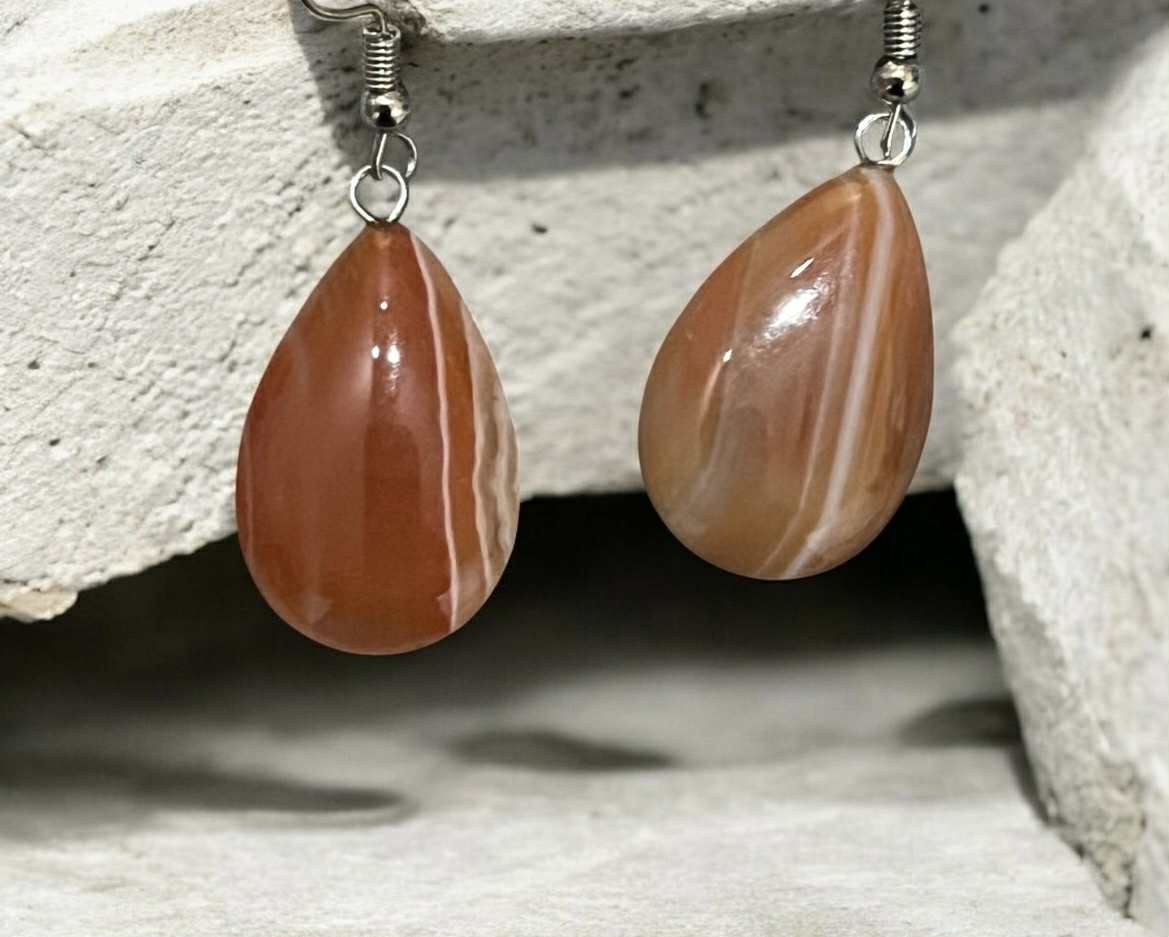 Boucles d'oreilles en pierres naturelles polies (97) Énergie – Confiance – Vitalité – Courage – Créativité – Motivation – Protection – Dynamisme – Stabilité émotionnelle