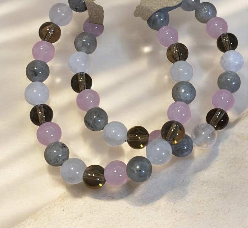 Bracelet en Pierres naturelles :(31) Douceur • Protection • Ancrage • Intuition 