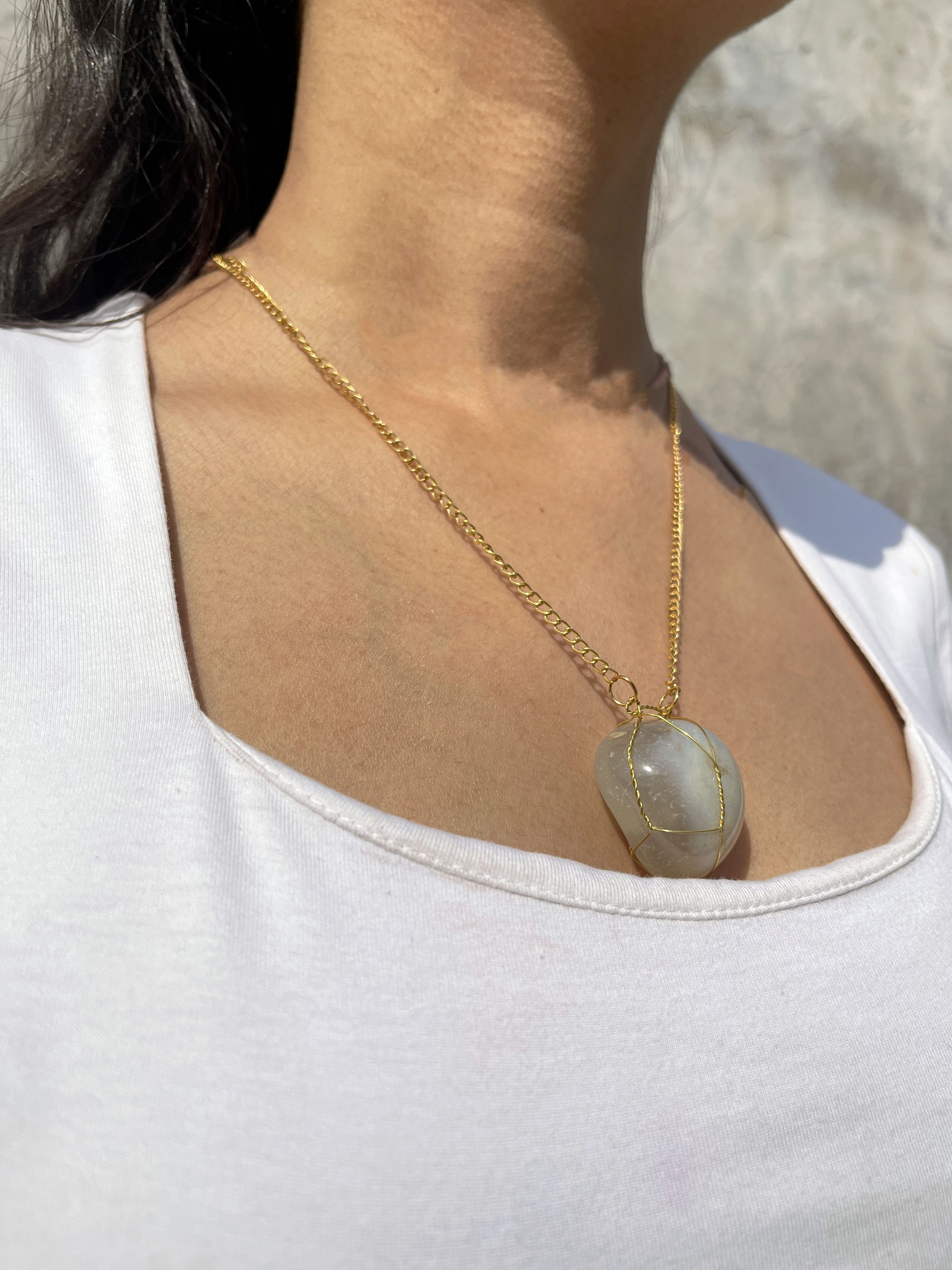 Gold Pendant Necklace