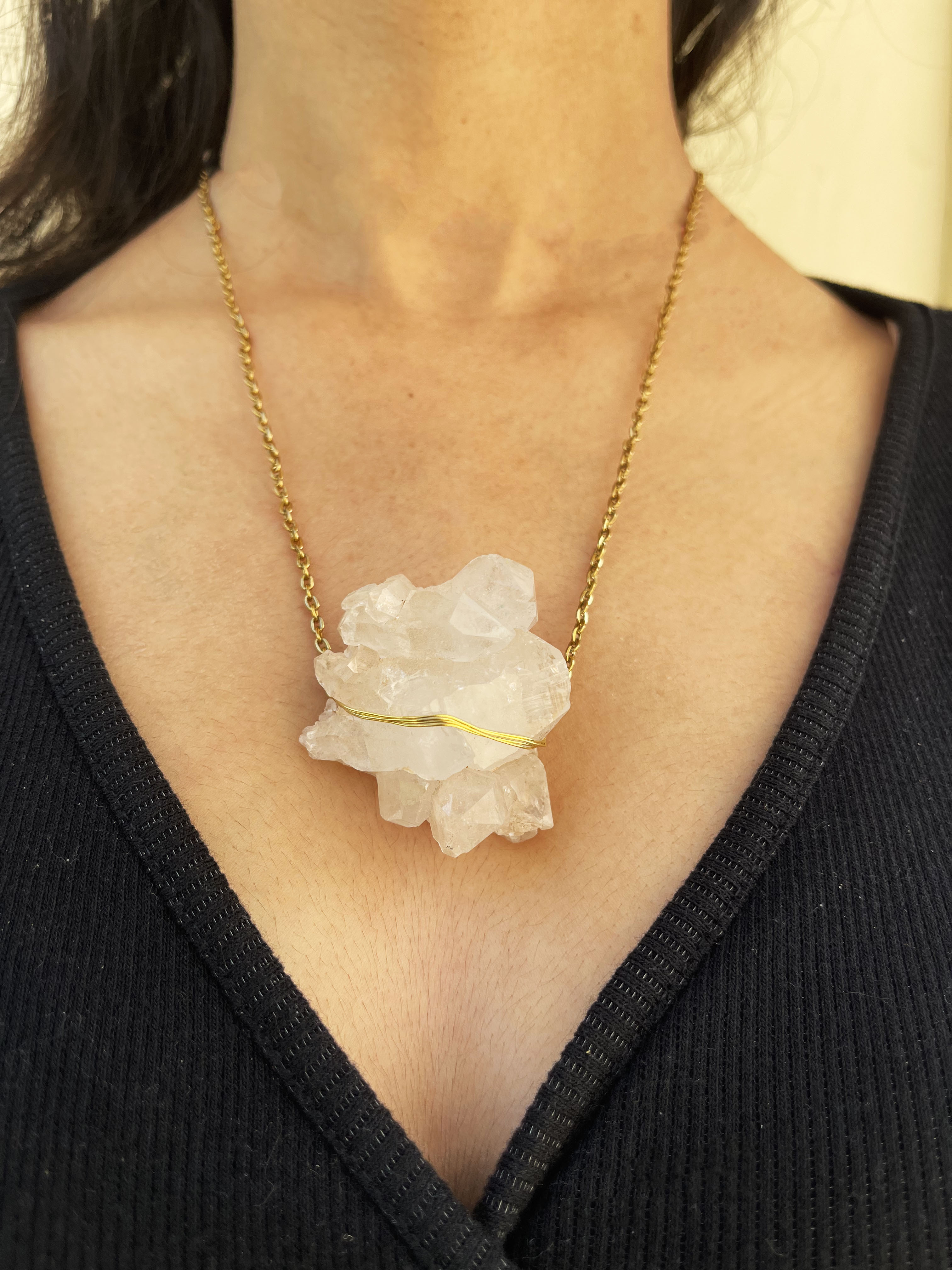 Clear quartz crystal pendant necklace