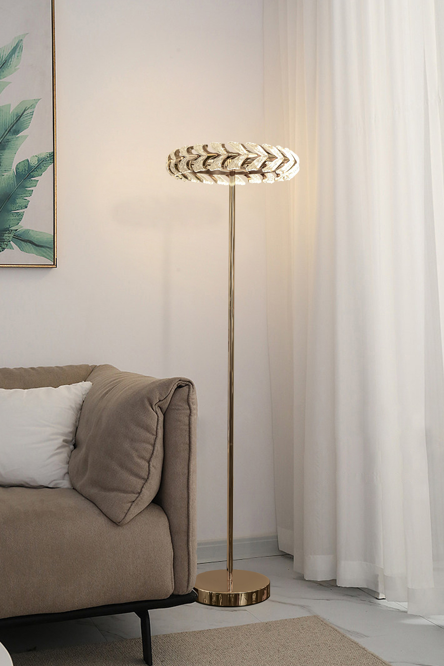 Elegant Gold Floor Lamp 160cm high