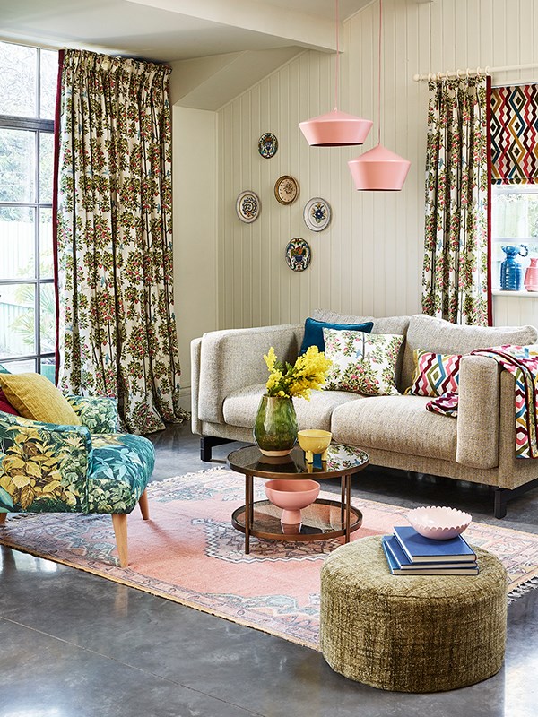 Stylish Sofa Set