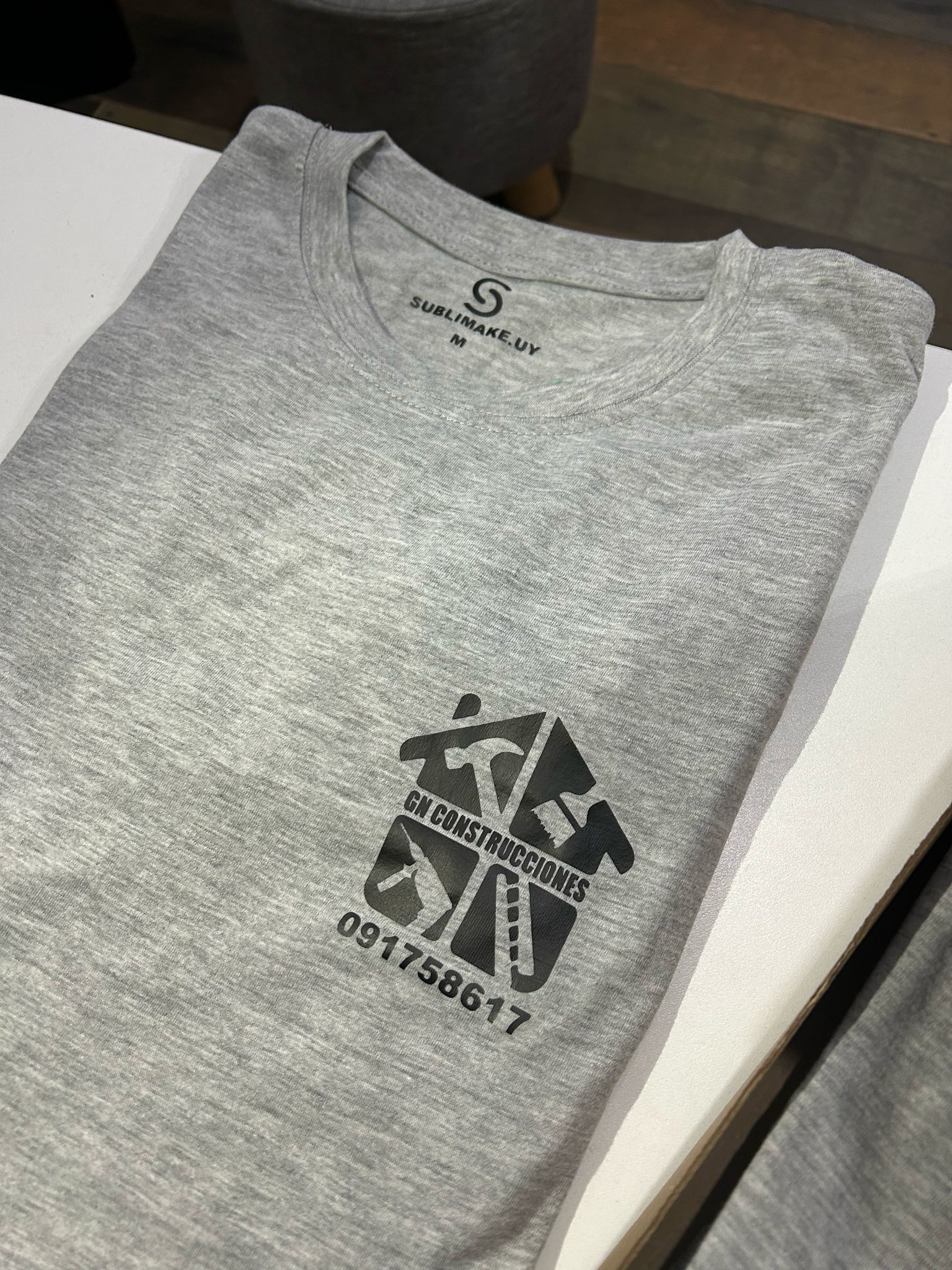 Remera de algodón uniforme con tu logo