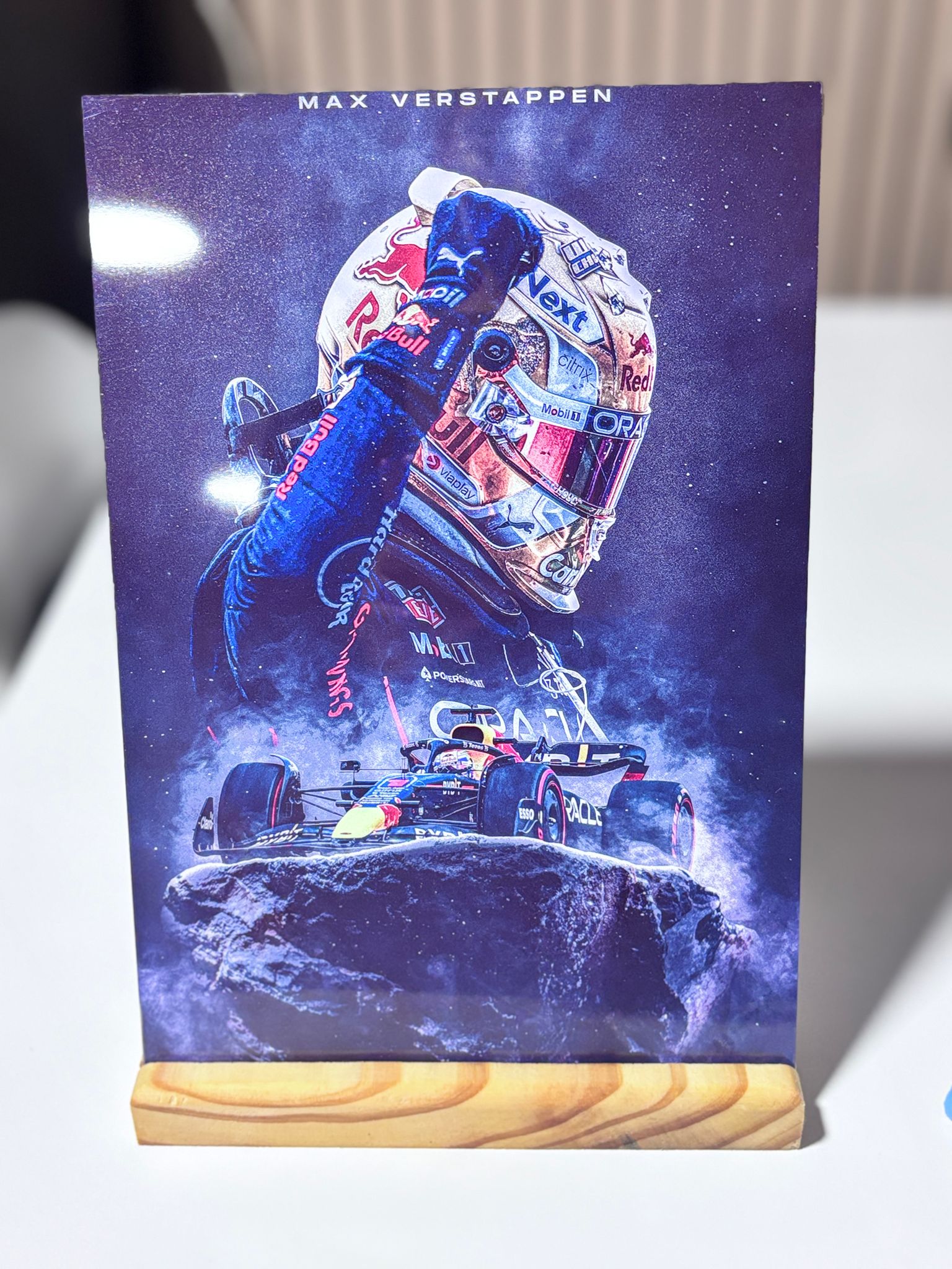 Posters  Formula 1  aluminio + base de madera 