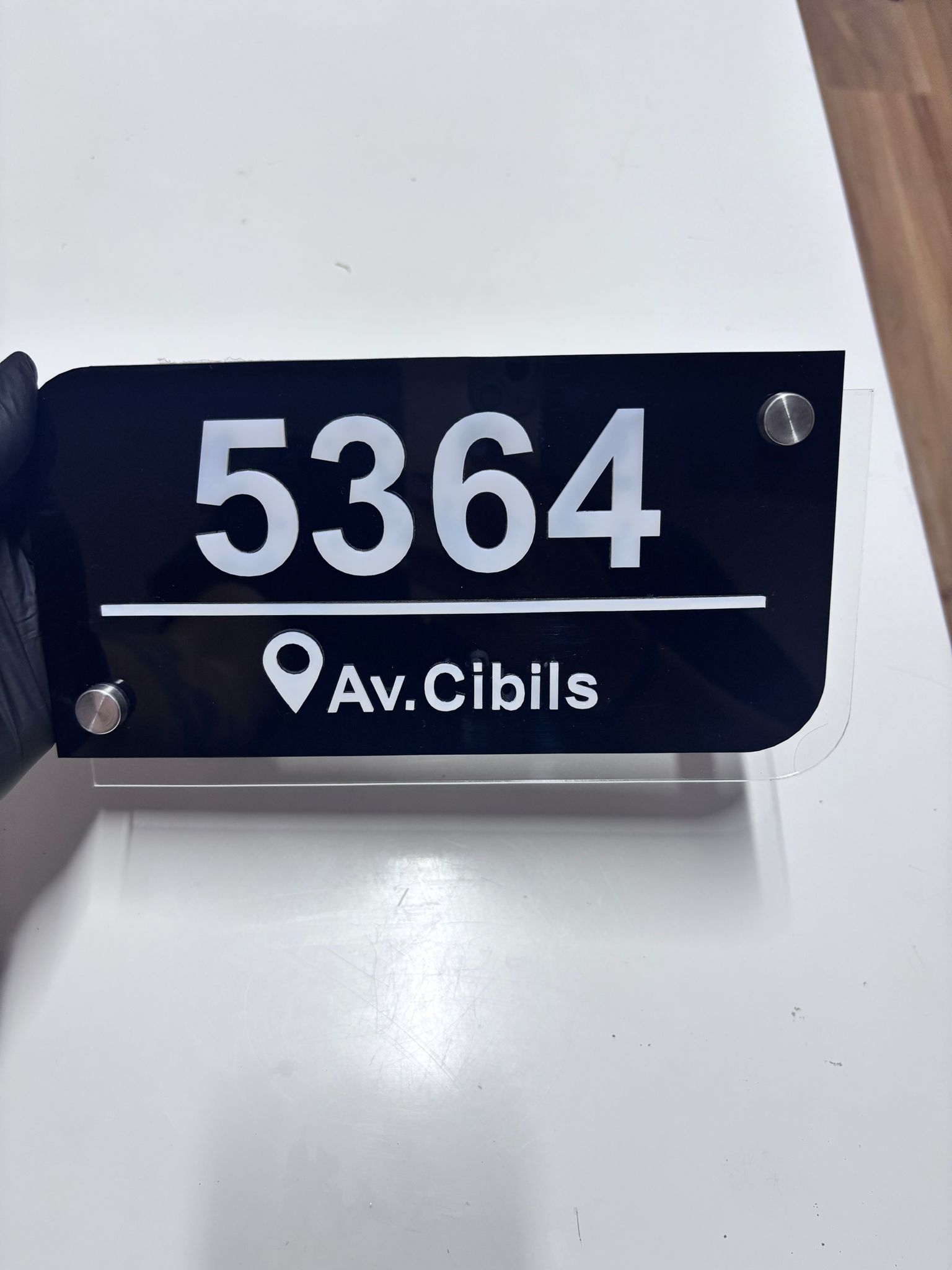 Cartel de  acrílico dirección  casa numero de puerta