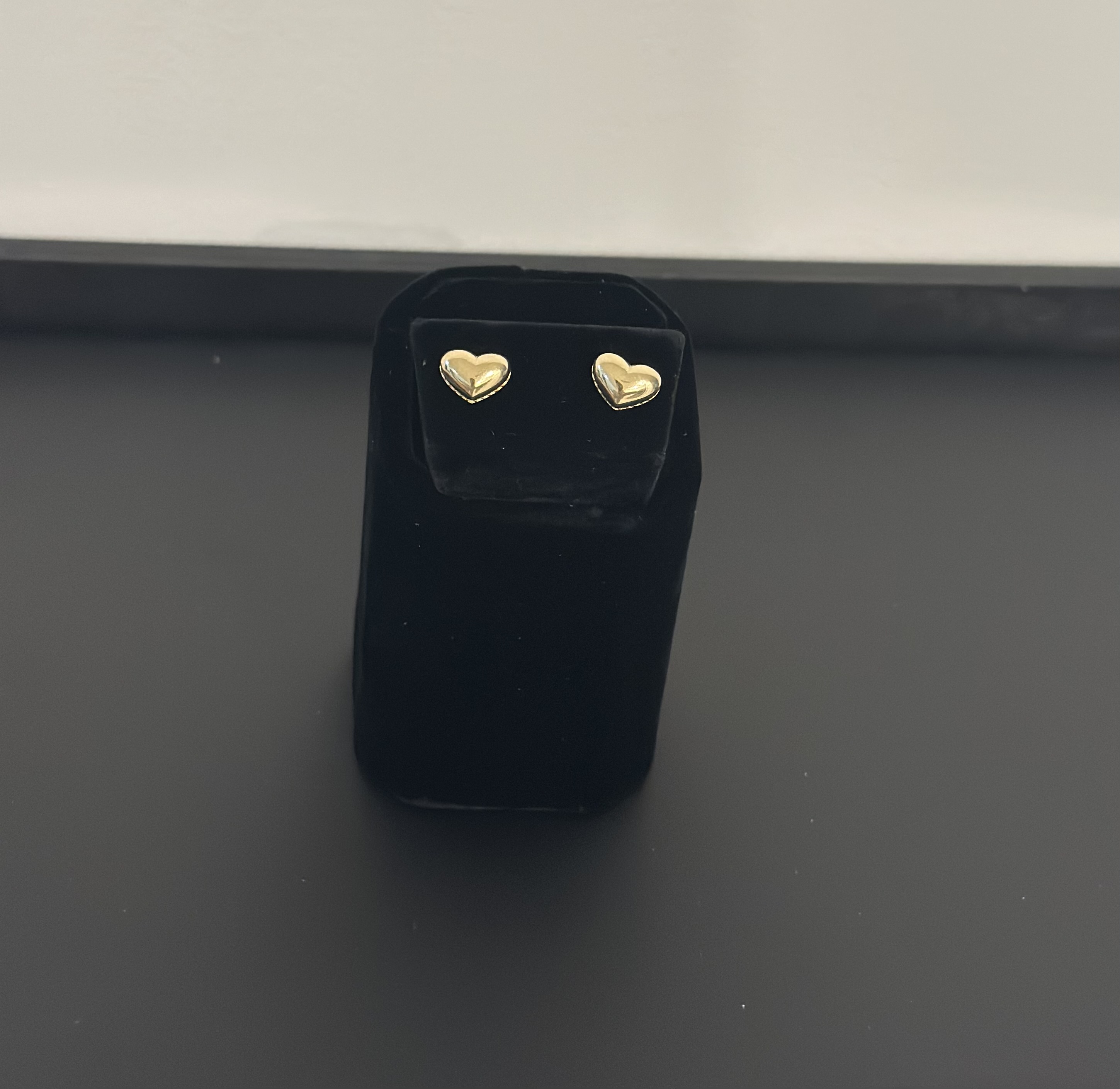 Pendientes de oro en forma de corazón 14k