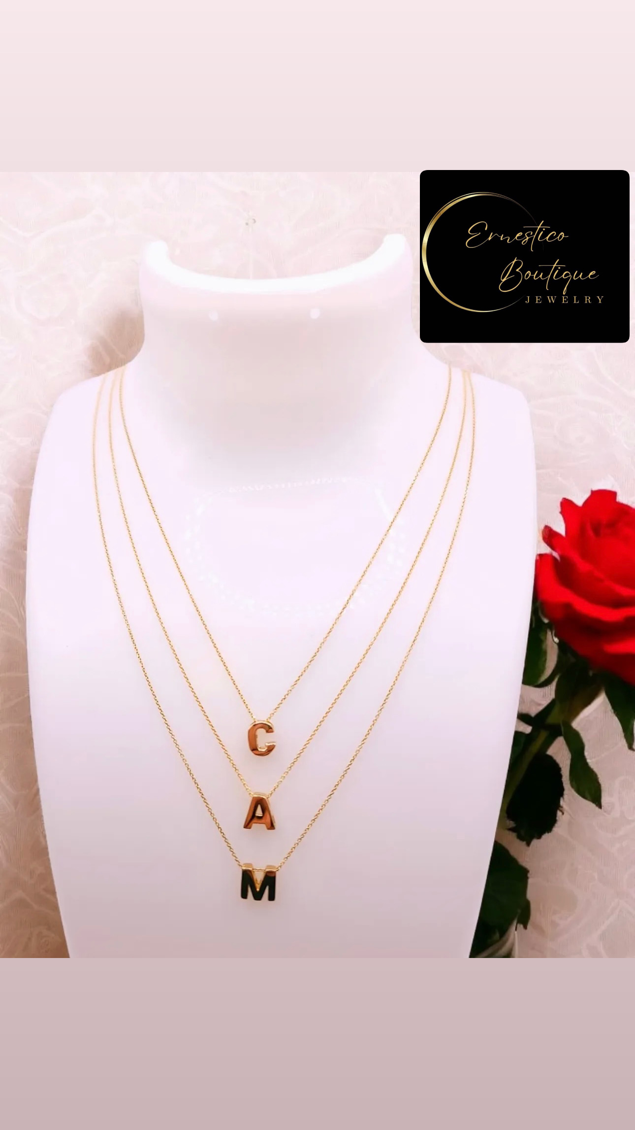 Elegantes cadenas con iniciales 10k