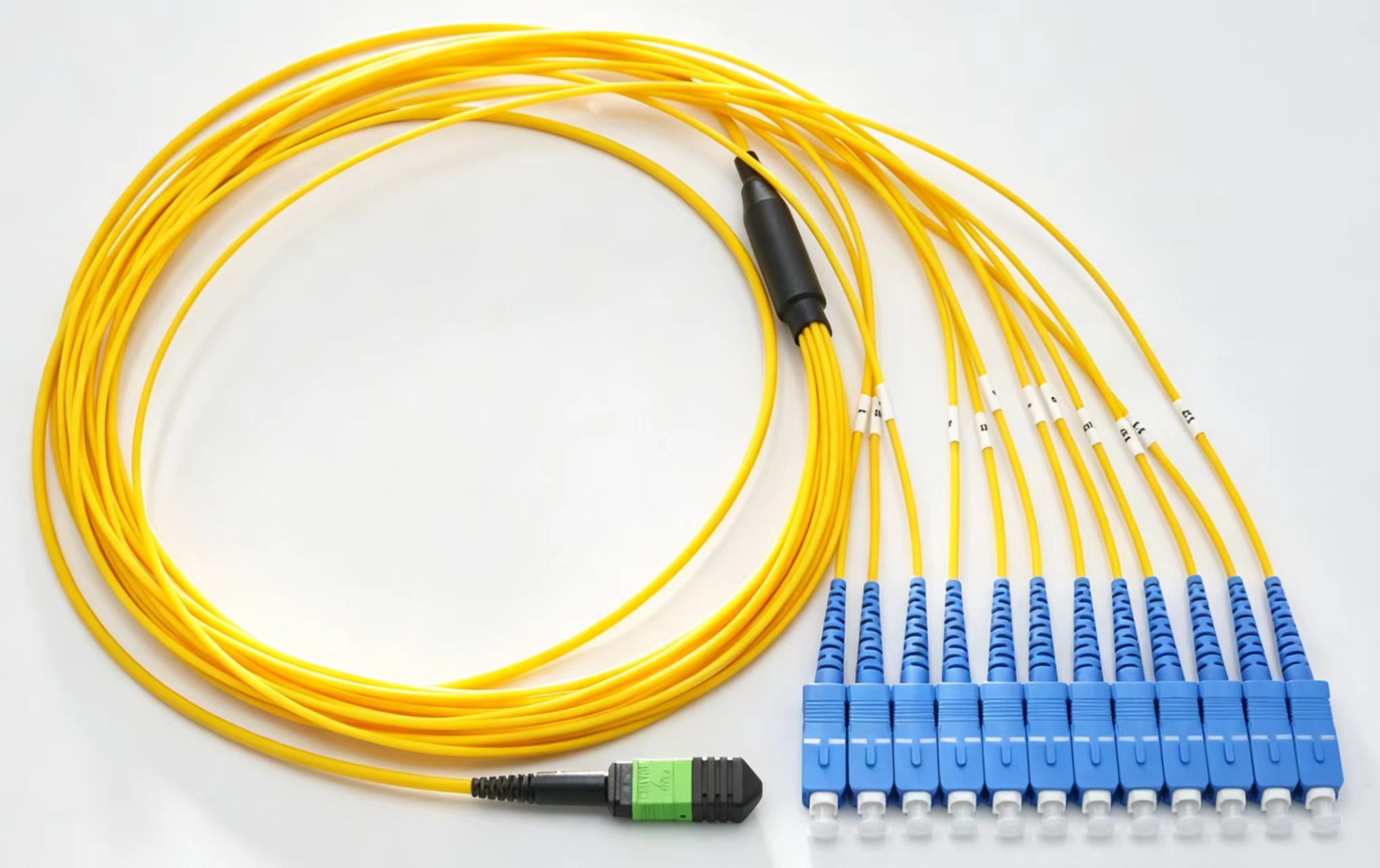 OS2 MPO/MTP® to SC 12 fiber Fan-out Patch Cord