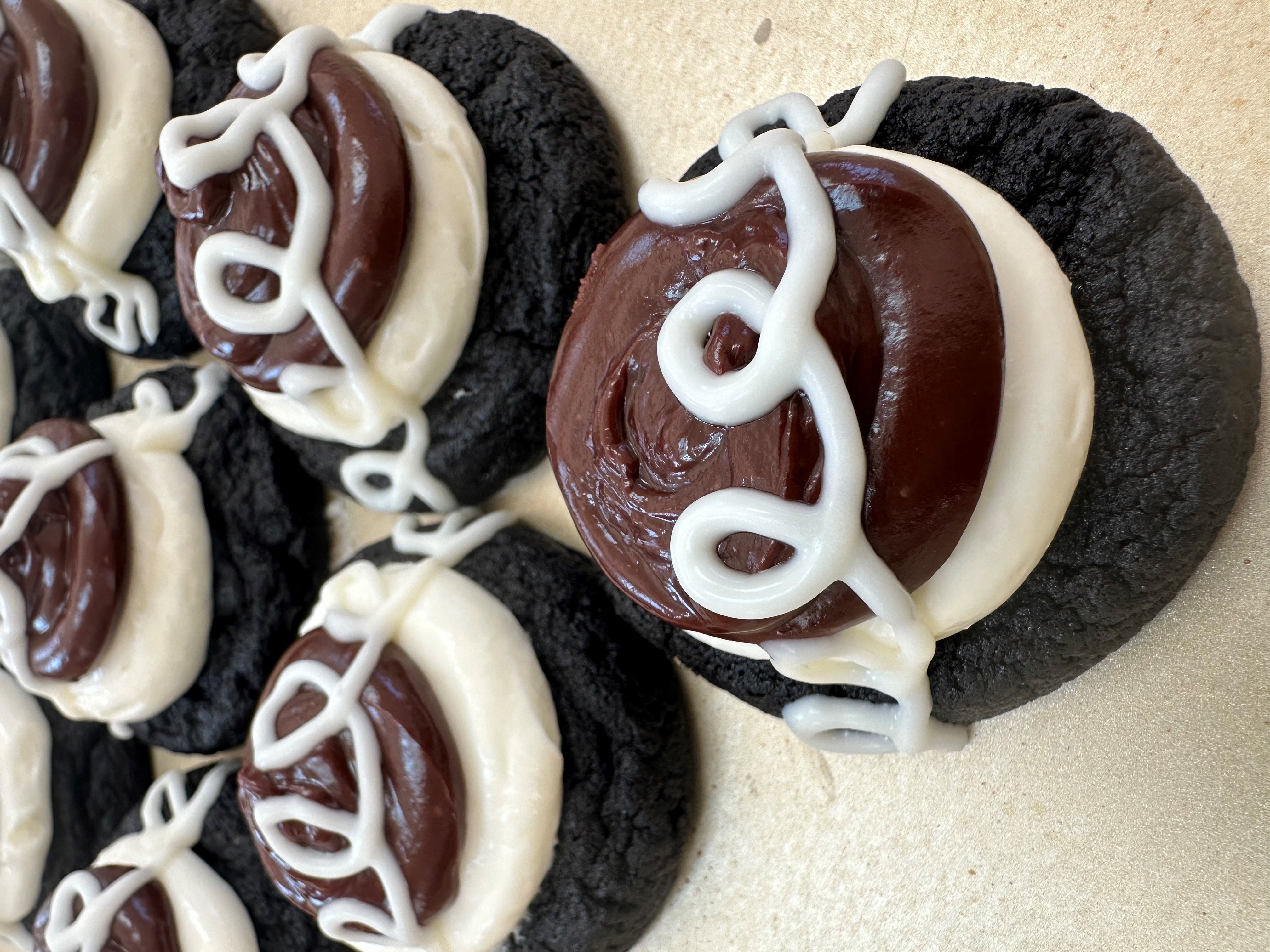 Chocolate Cream Cupcake Cookies