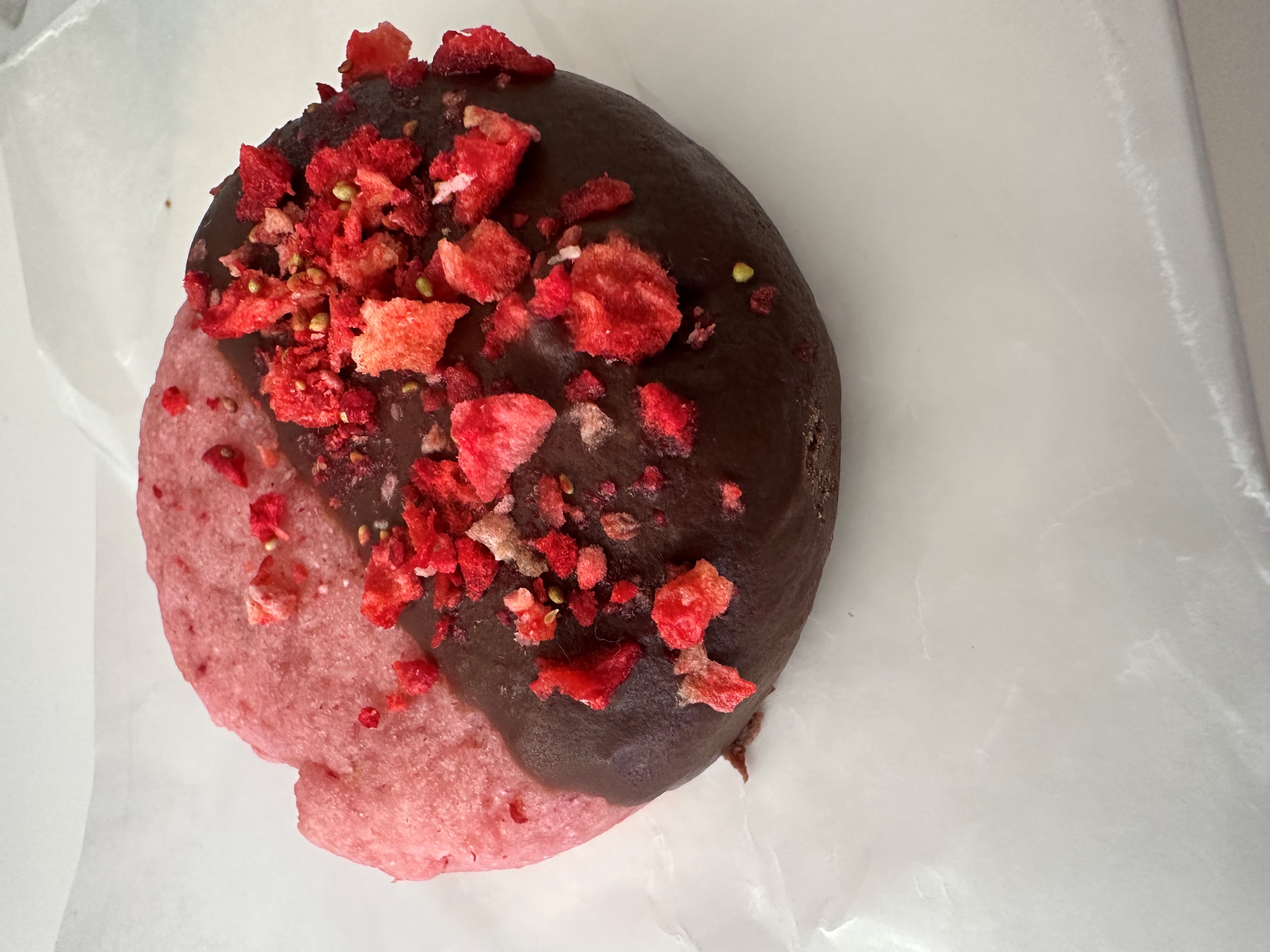 Chocolate Covered Strawberry Cookie