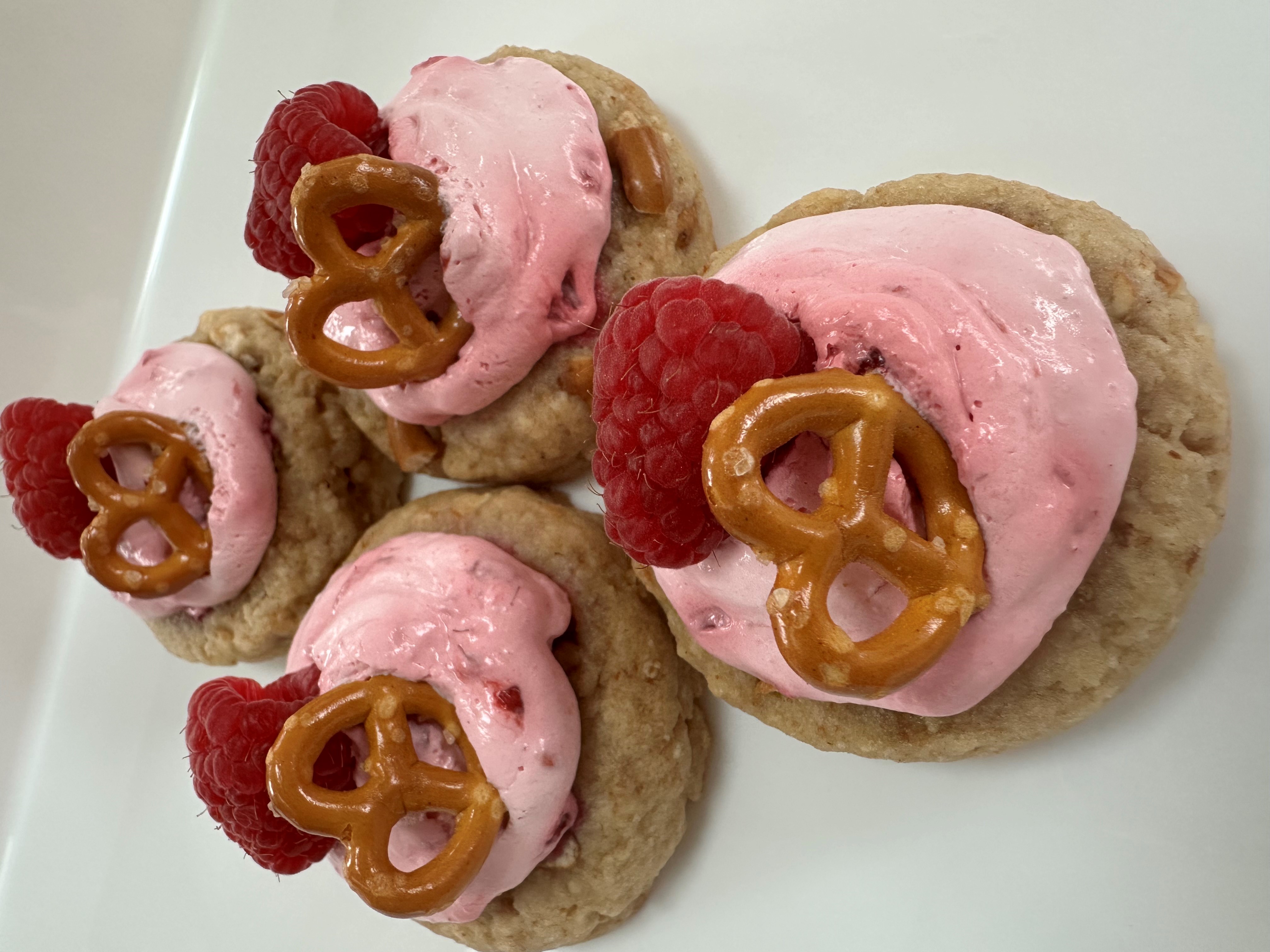 Raspberry Pretzel Cookie