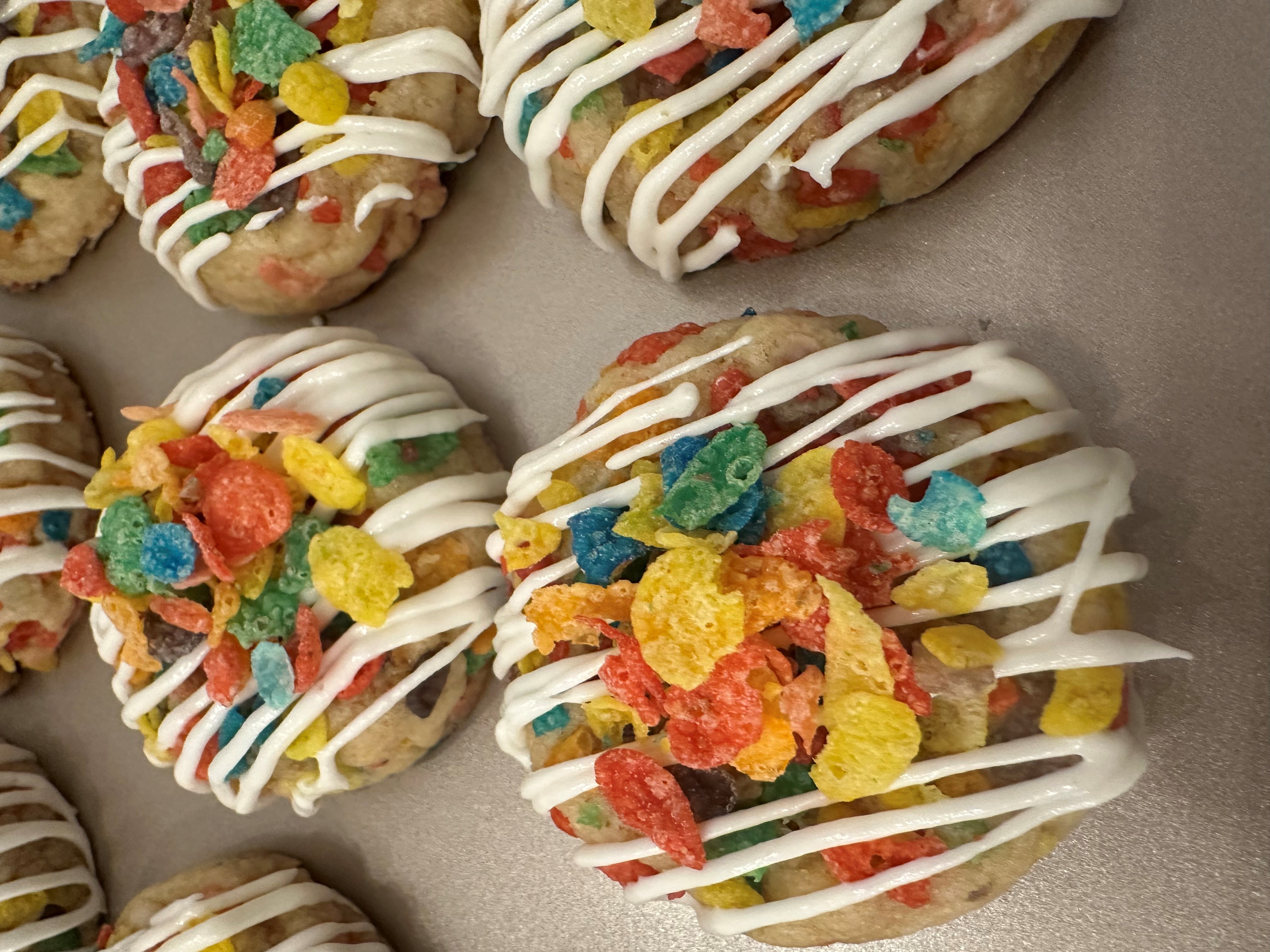 Fruity Pebbles Cookie