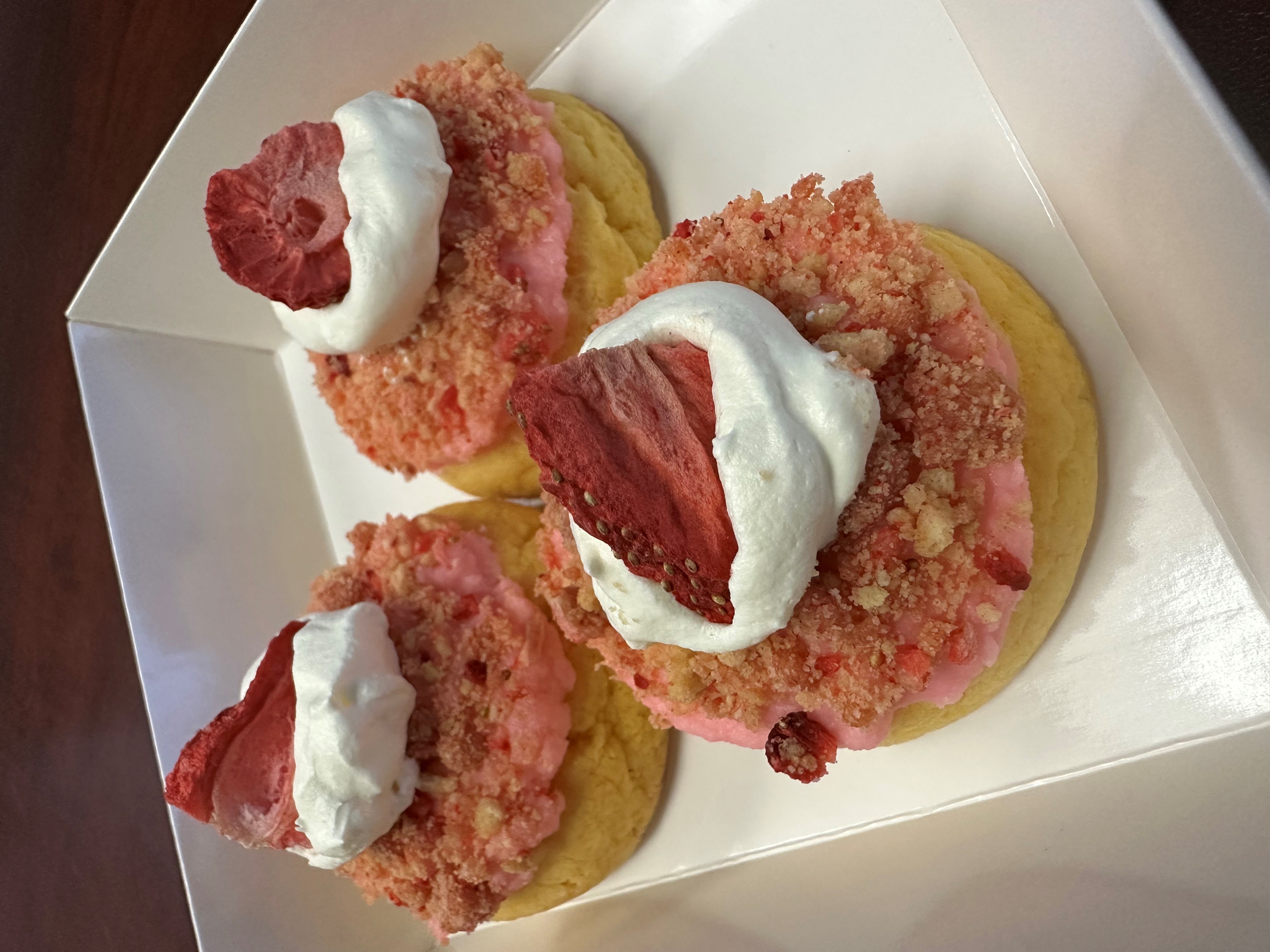 Strawberry Shortcake Cookie