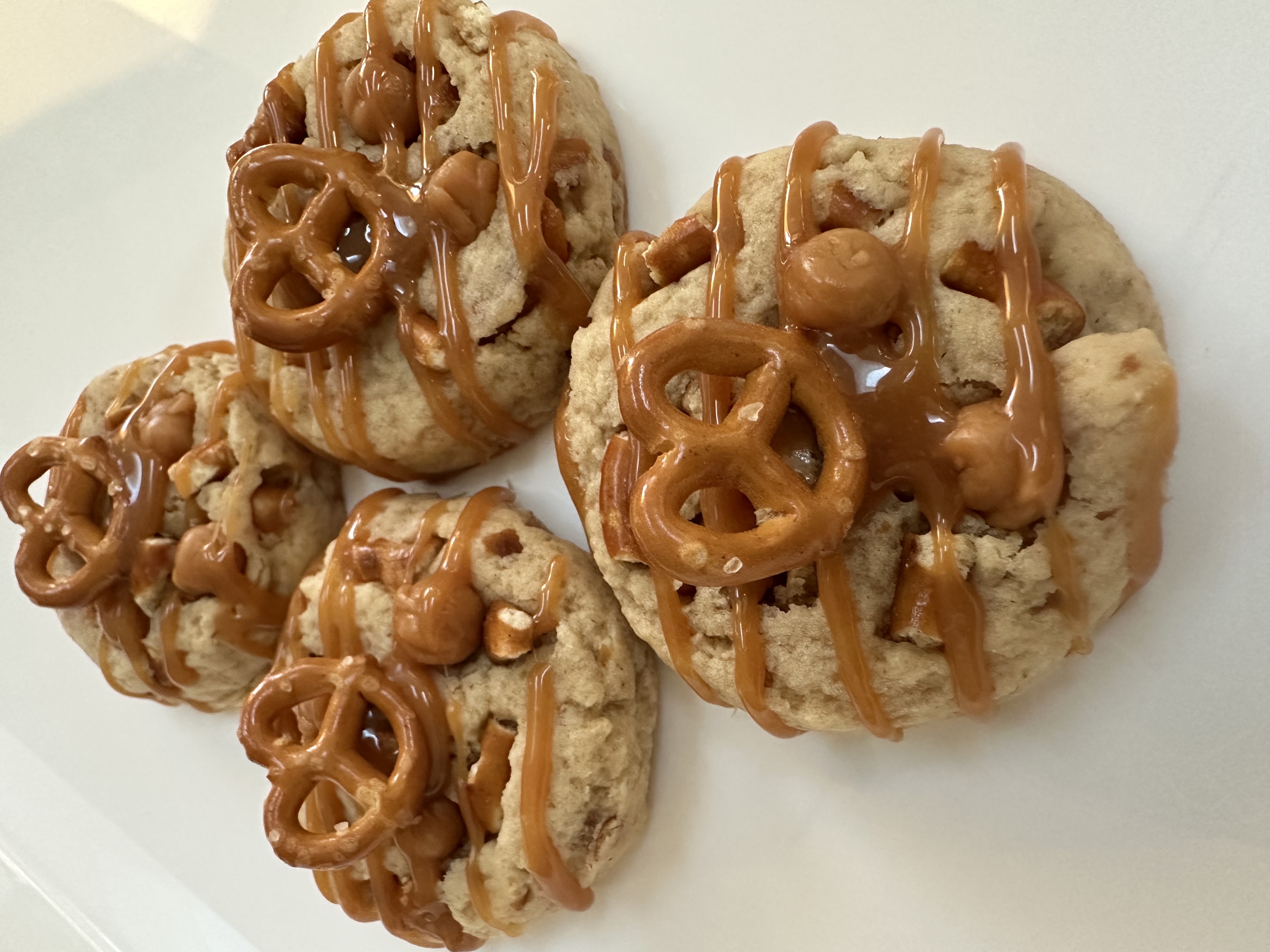 Salted Caramel Pretzel Cookie